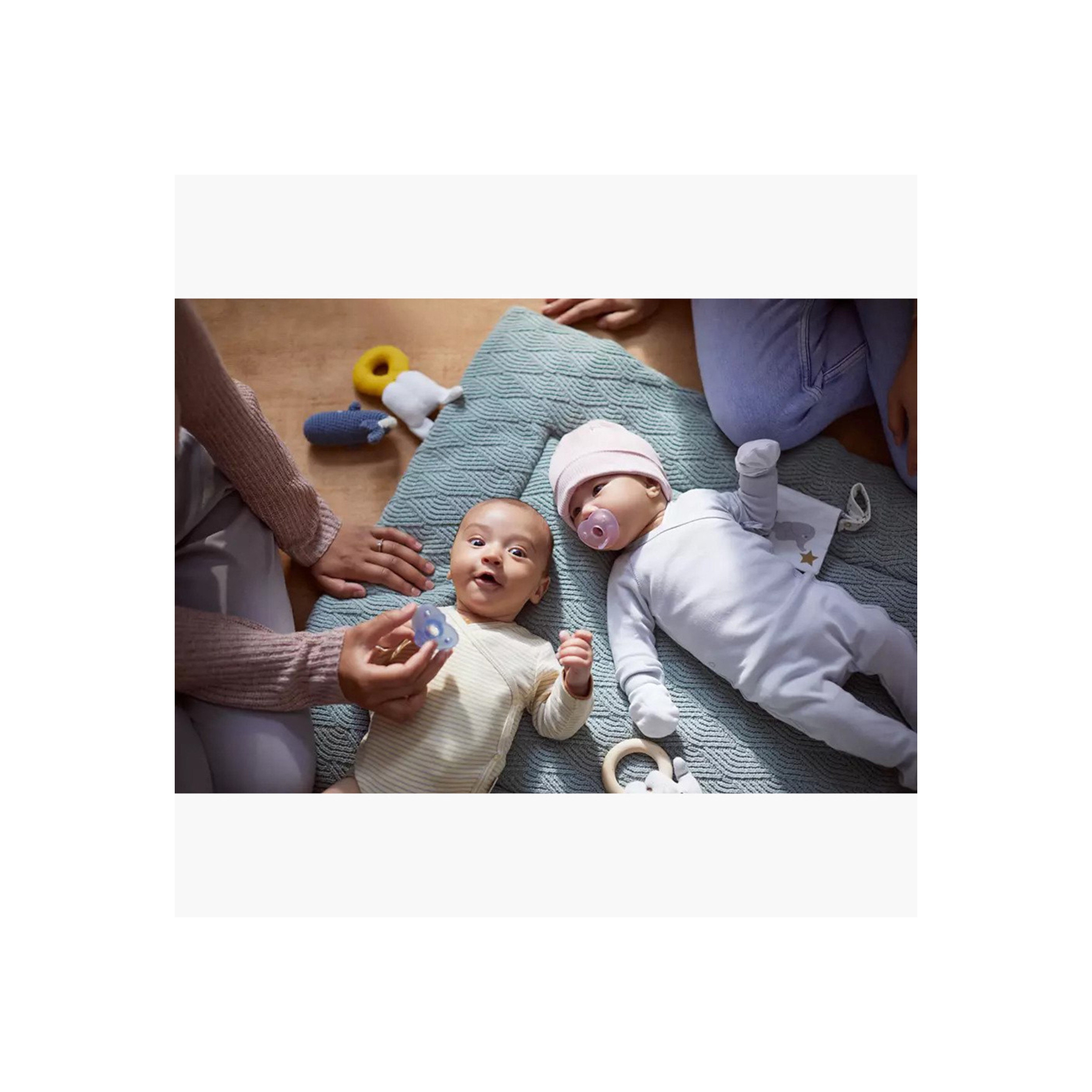 Philips Assorted Avent 2-Piece Soother Set - 0-6 months-baby-feeding-pacifiers-image-4