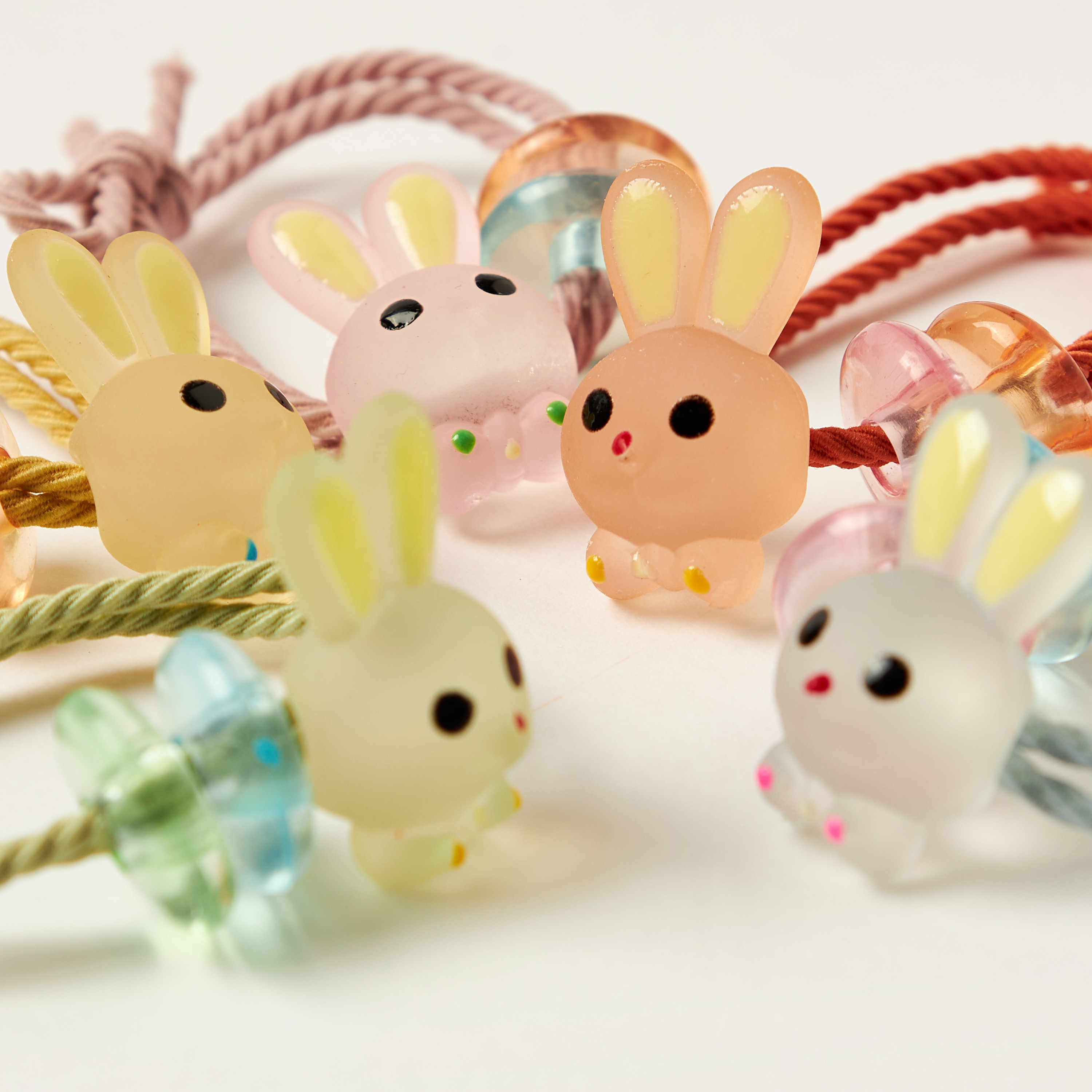 ربطات شعر بتزيينات بوني من تشارمز - طقم من 5 قطع-baby-girls-accessories-hairaccessories-image-3