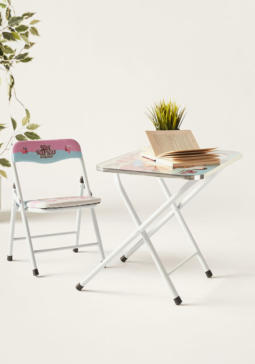 Na! Na! Na! Surprise Printed Table and Chair Set-Chairs and Tables-image-0