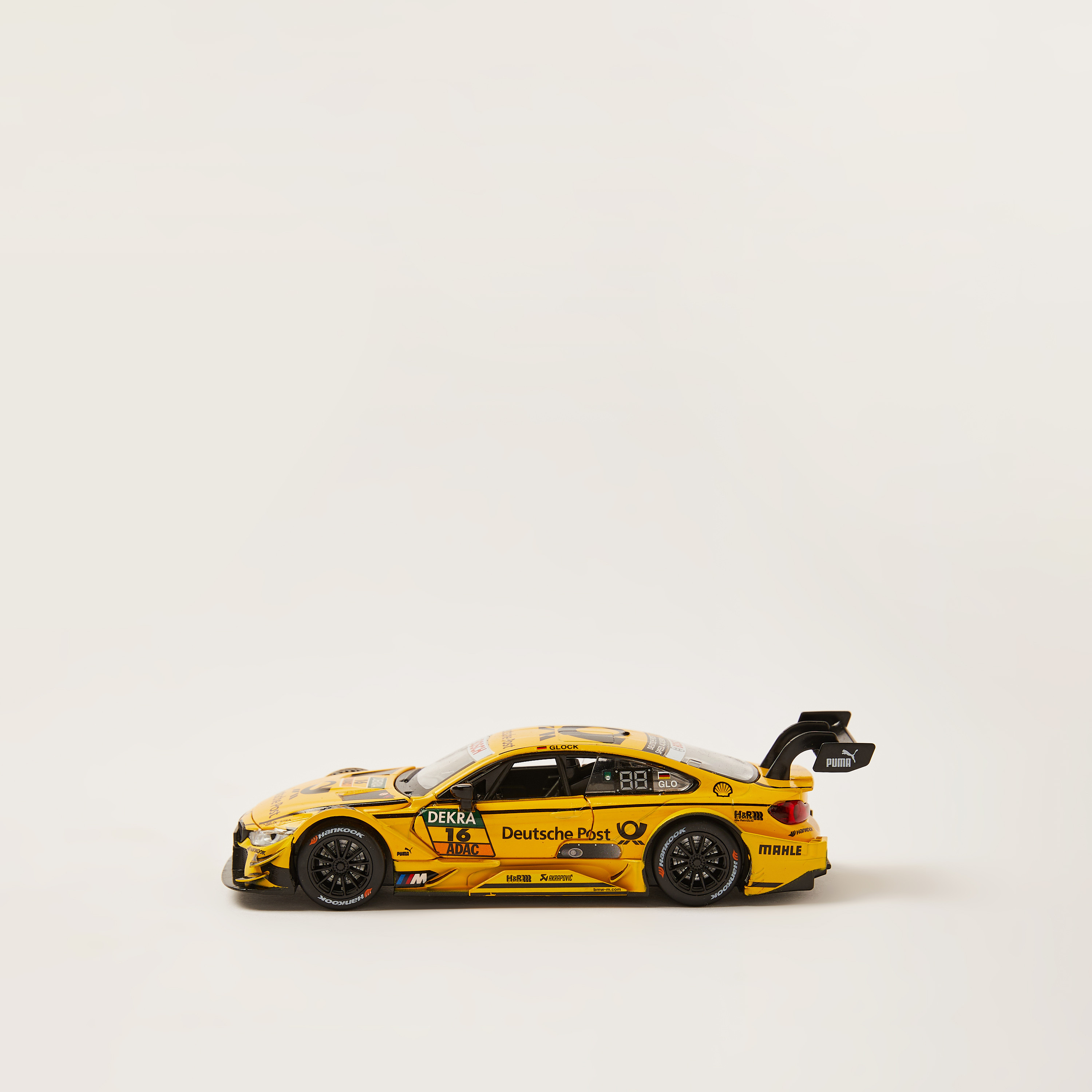 M4 toy car online