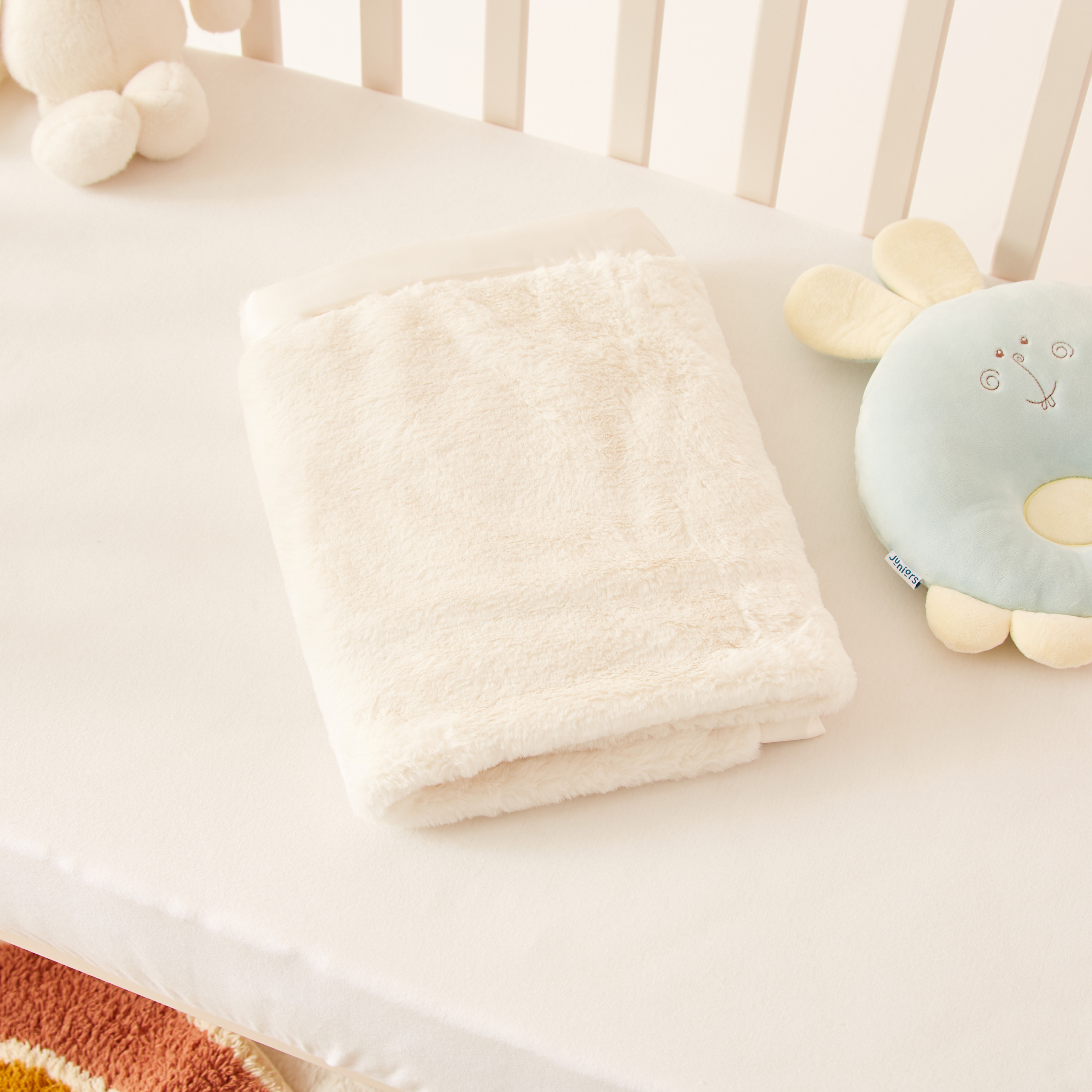 Juniors Textured Chennile Blanket-baby-nursery-blanketsandswaddles-blanketsandquilts-image-4