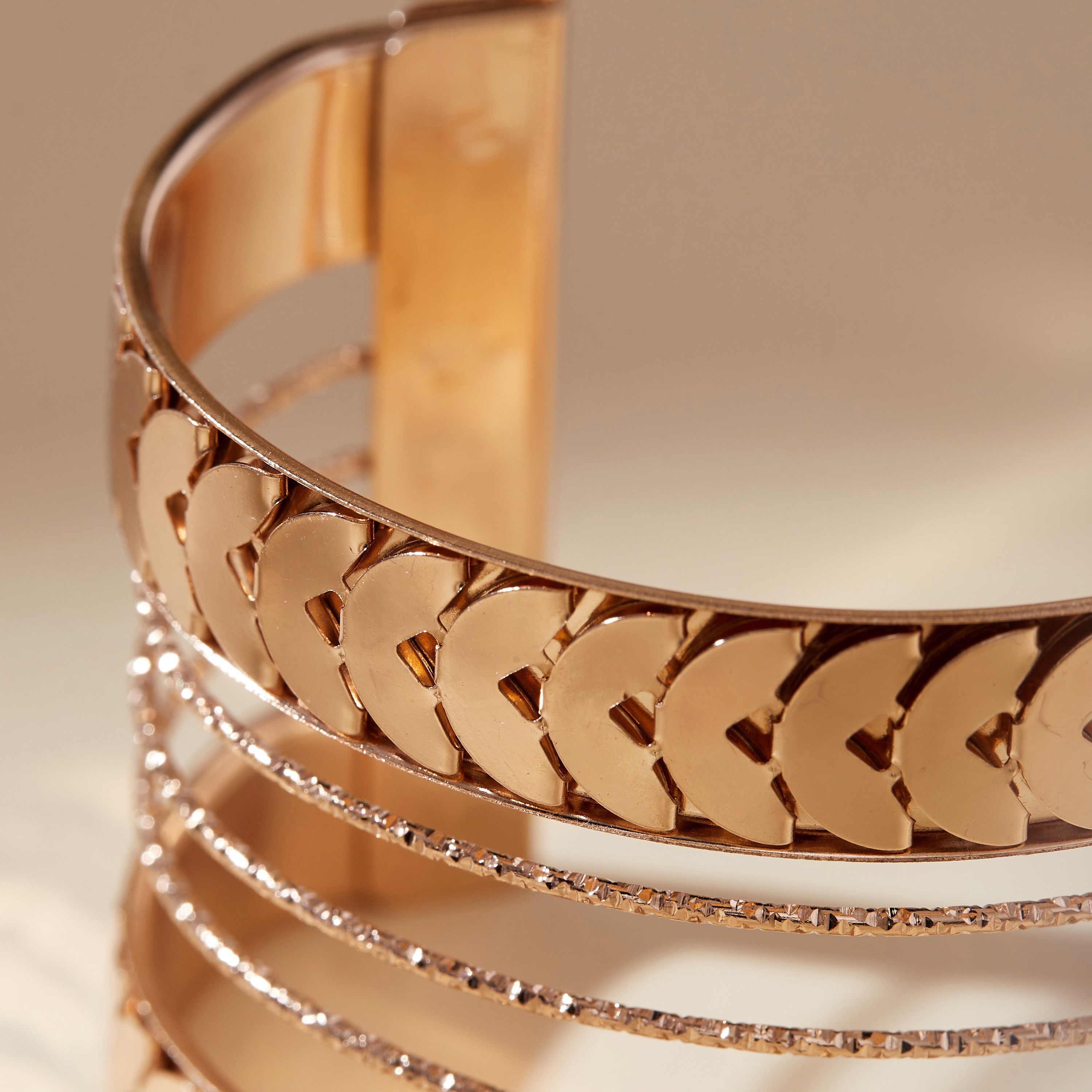 Metallic Cuff Bangle-women-watchesandjewellery-jewellery-banglesandbracelets-image-3
