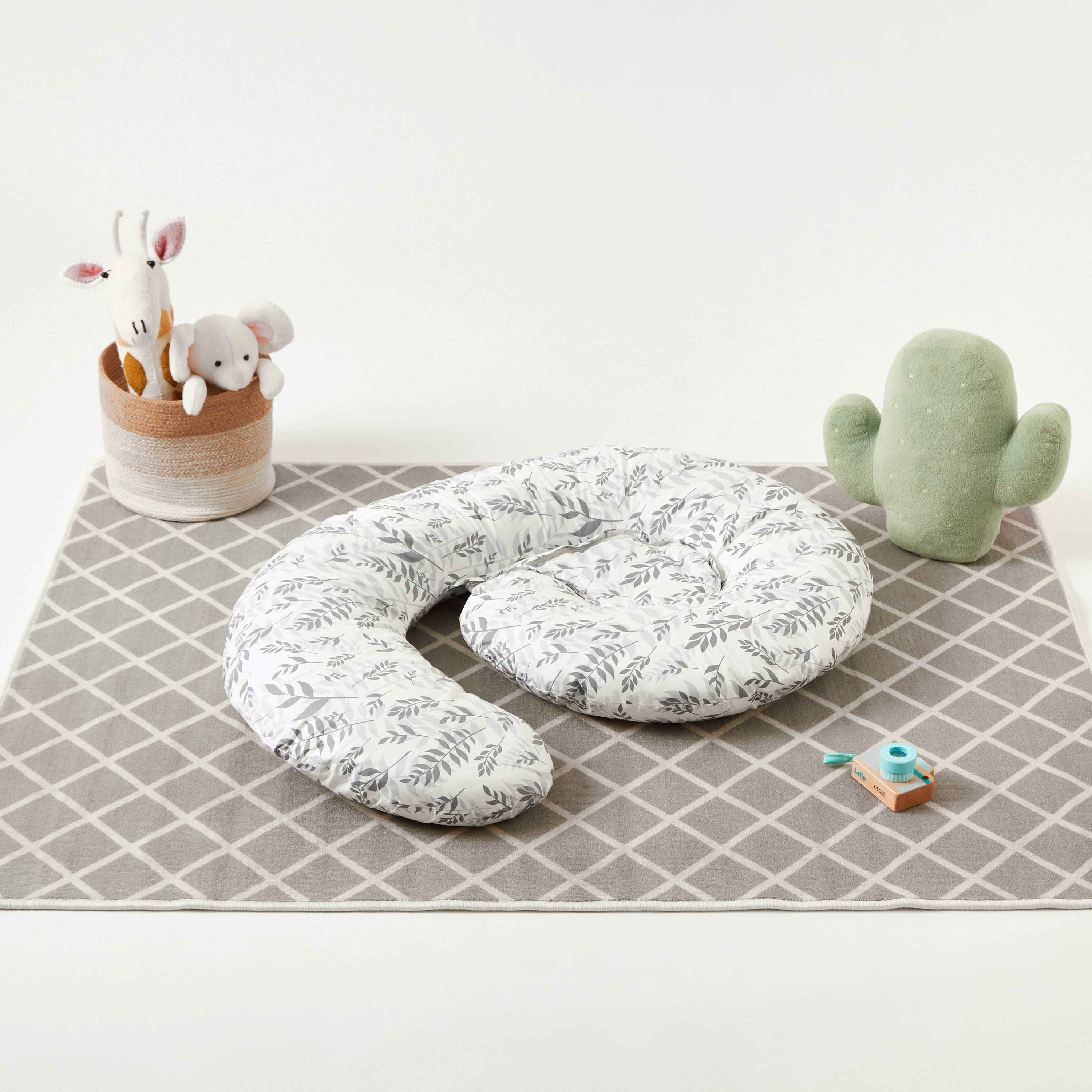 Juniors Printed Nursing Pillow-baby-nursery-babybedding-image-4