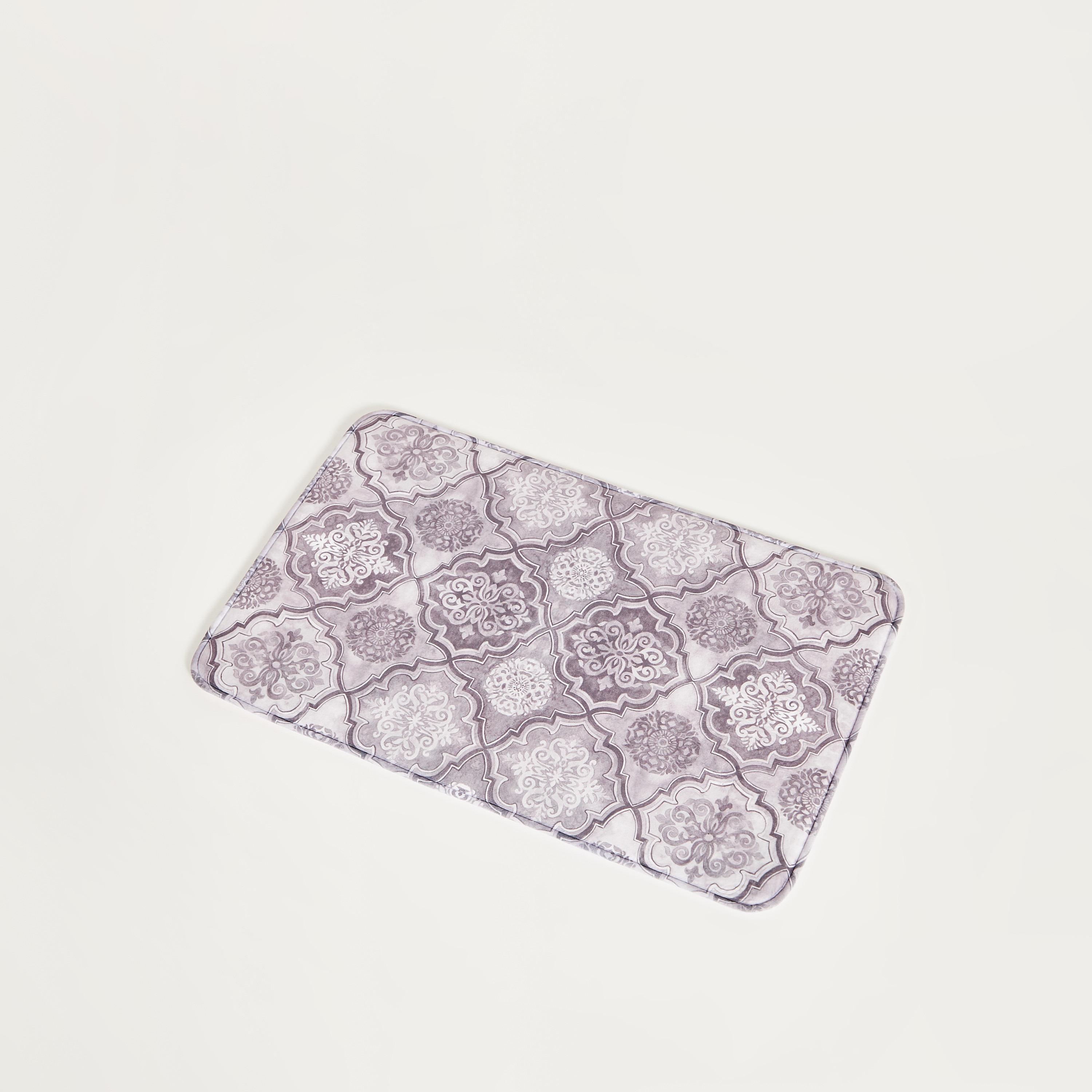 سجادة حمام ميموري فوم بطبعات زهرية - 50x80 سم-household-bathandlaundry-bathlinen-bathmatsandtubmats-image-1