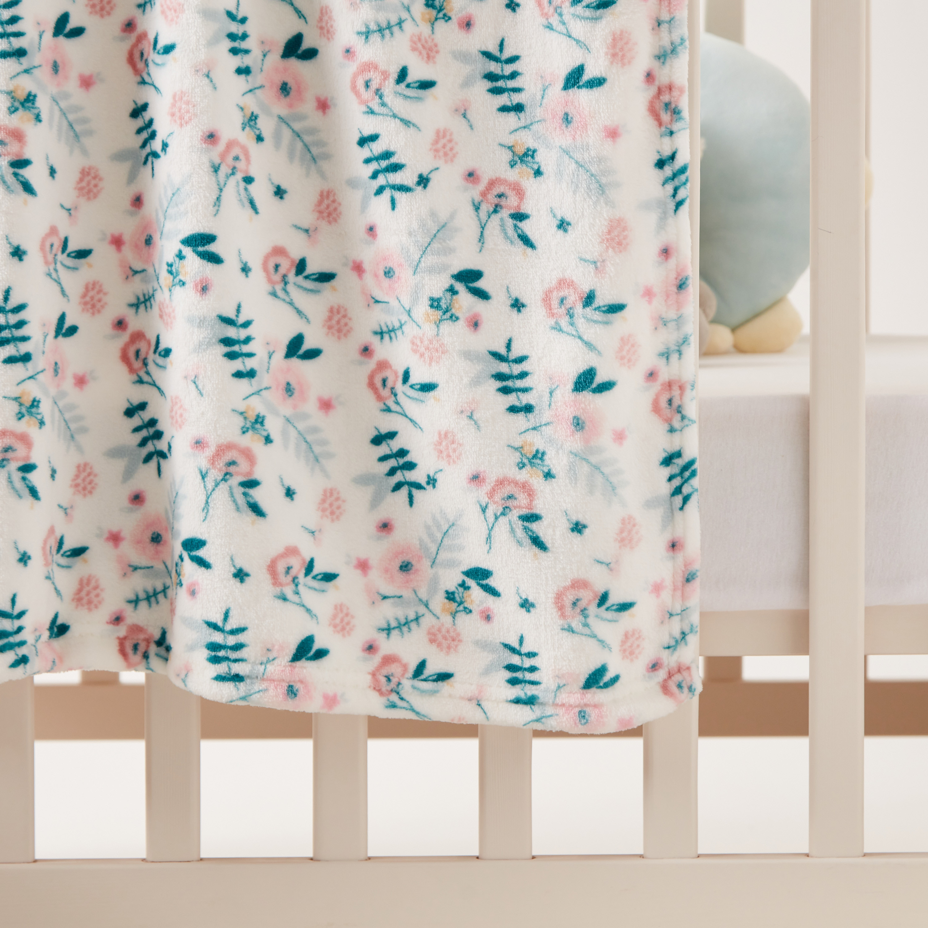 Juniors Floral Print Fleece Blanket - 75x100 cms-baby-nursery-blanketsandswaddles-blanketsandquilts-image-3