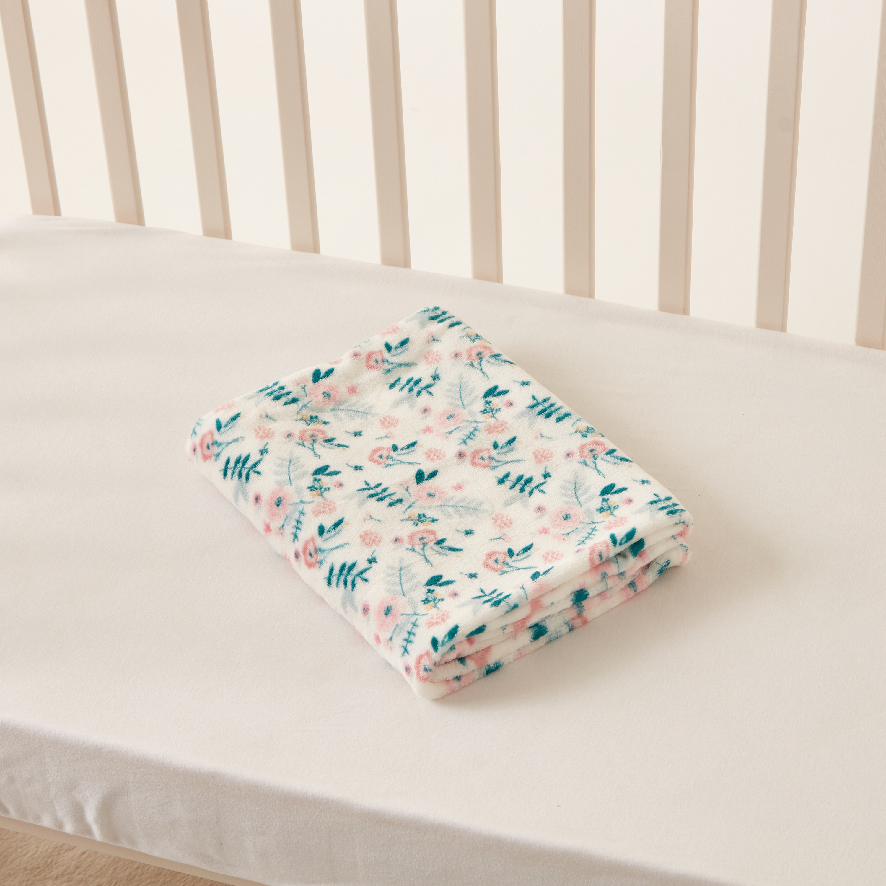 Juniors Floral Print Fleece Blanket - 75x100 cms-baby-nursery-blanketsandswaddles-blanketsandquilts-image-4