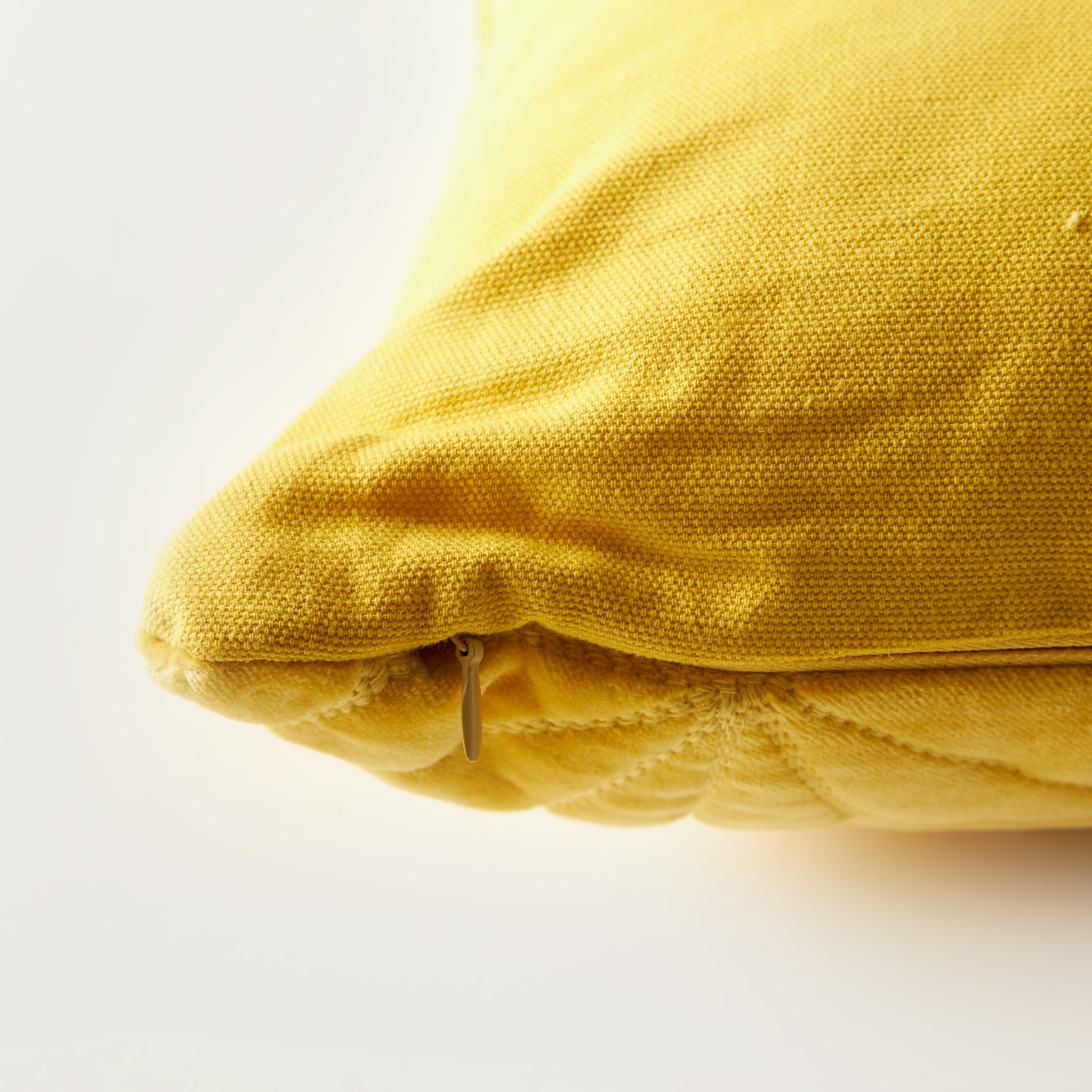وسادة مخملية مبطنة محشوة بسحاب إغلاق - 45x45 سم-household-cushionsandthrows-cushioncovers-image-3