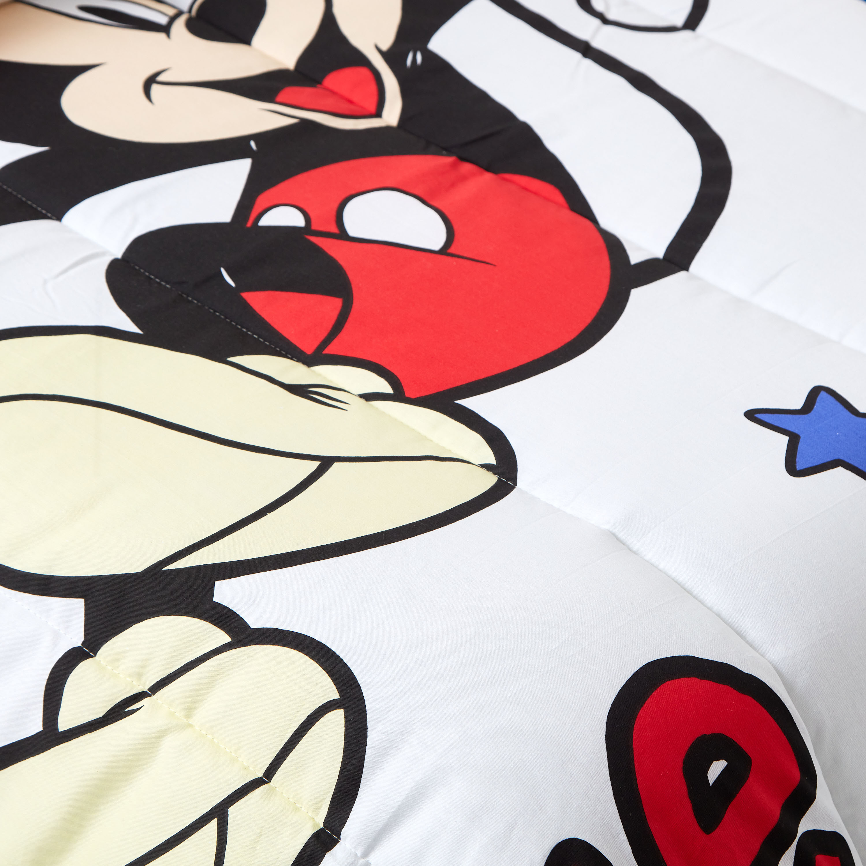 Disney Mickey Mouse Print 3-Piece Toddler Comforter Set - 140x180 cms-baby-nursery-toddlerbedding-image-3