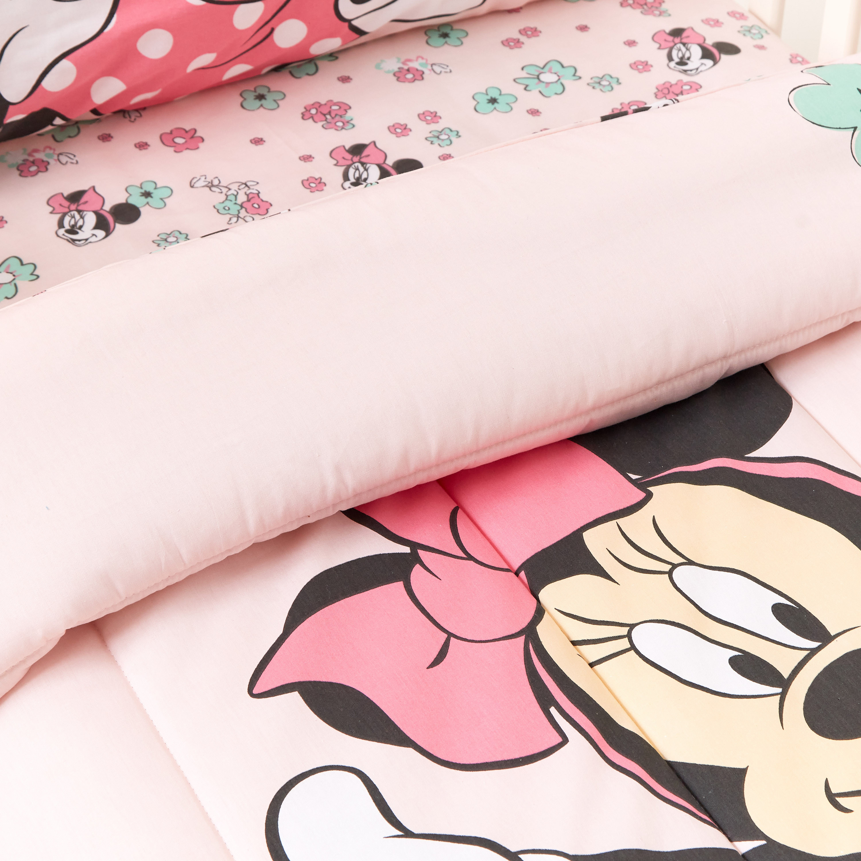 طقم لحاف أطفال 3 قطع بطبعات ميني ماوس من ديزني - 140x180 سم-baby-nursery-toddlerbedding-image-3