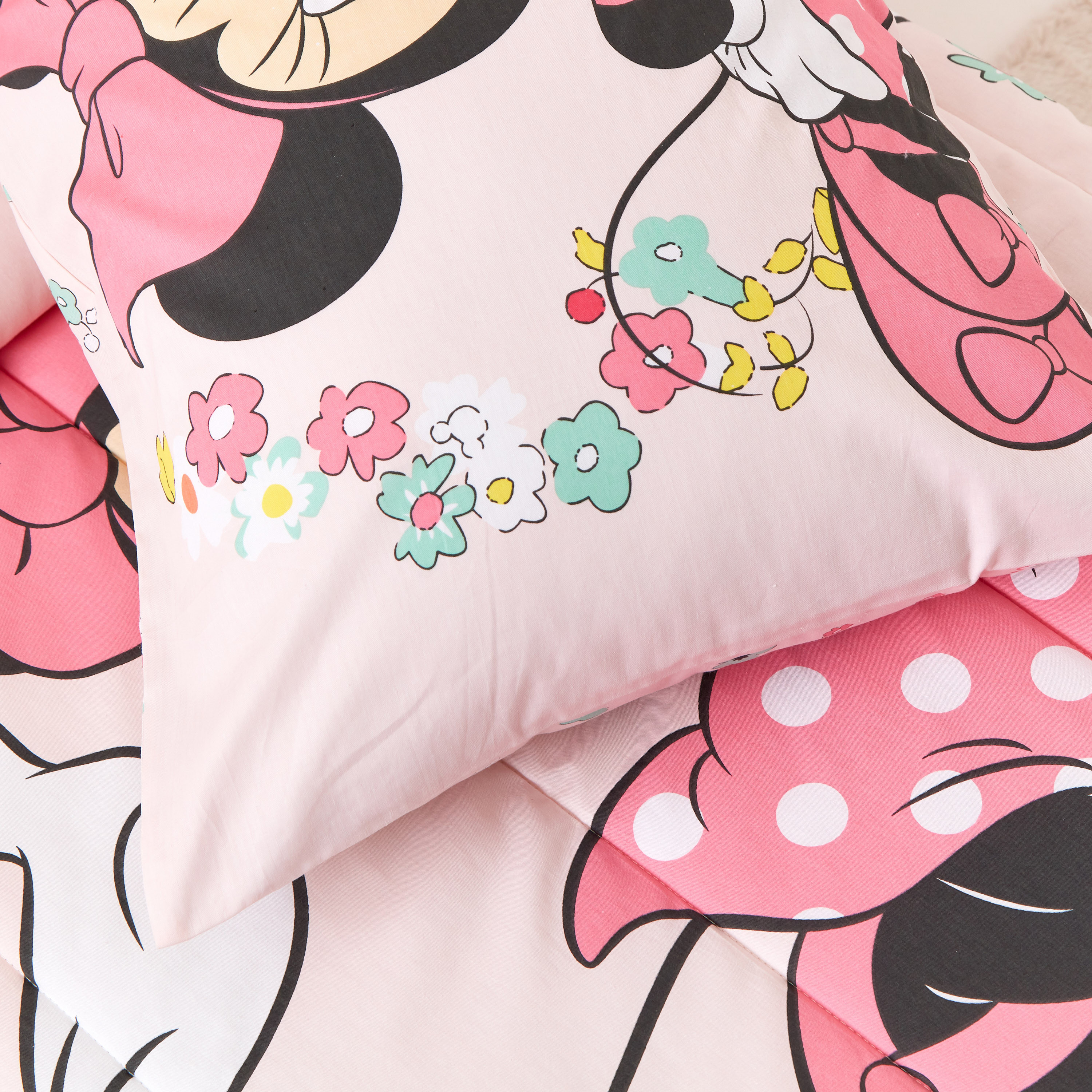 طقم لحاف أطفال 3 قطع بطبعات ميني ماوس من ديزني - 140x180 سم-baby-nursery-toddlerbedding-image-6