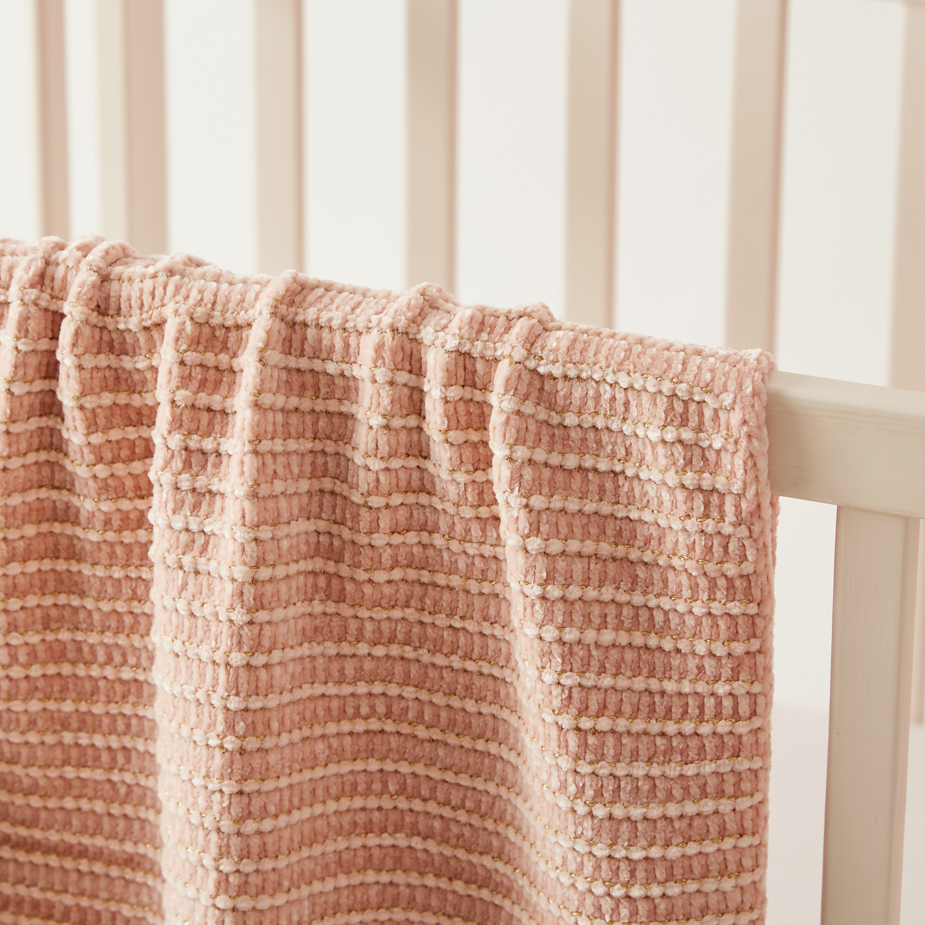 Giggles Textured Blanket-baby-nursery-blanketsandswaddles-blanketsandquilts-image-2