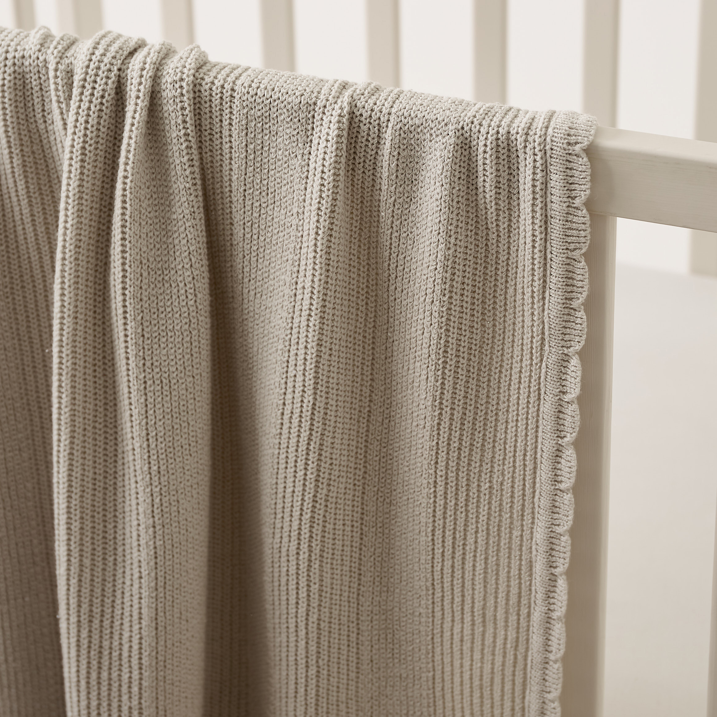 Juniors Knitted Blanket with Scallop Hem - 81x107 cms-baby-nursery-blanketsandswaddles-blanketsandquilts-image-2