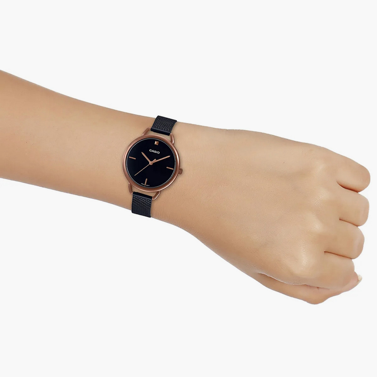 كاسيو ساعة تناظرية للنساء بسوار شبكي أسود - LTP-E415MBR-1CDF-women-watchesandjewellery-watches-image-3
