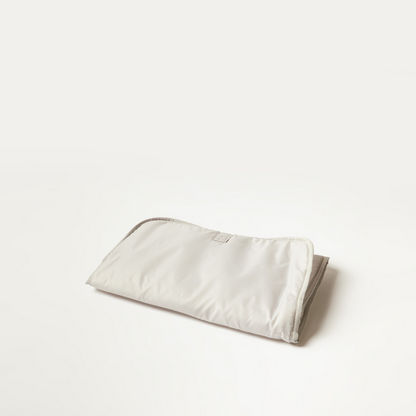 Giggles Printed Diaper Bag with Adjustable Shoulder Straps