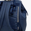 شنطة حفاضات بطبعات وأحزمة كتف قابلة للتعديل من جيجلز-baby-diapering-diaperbags-image-7