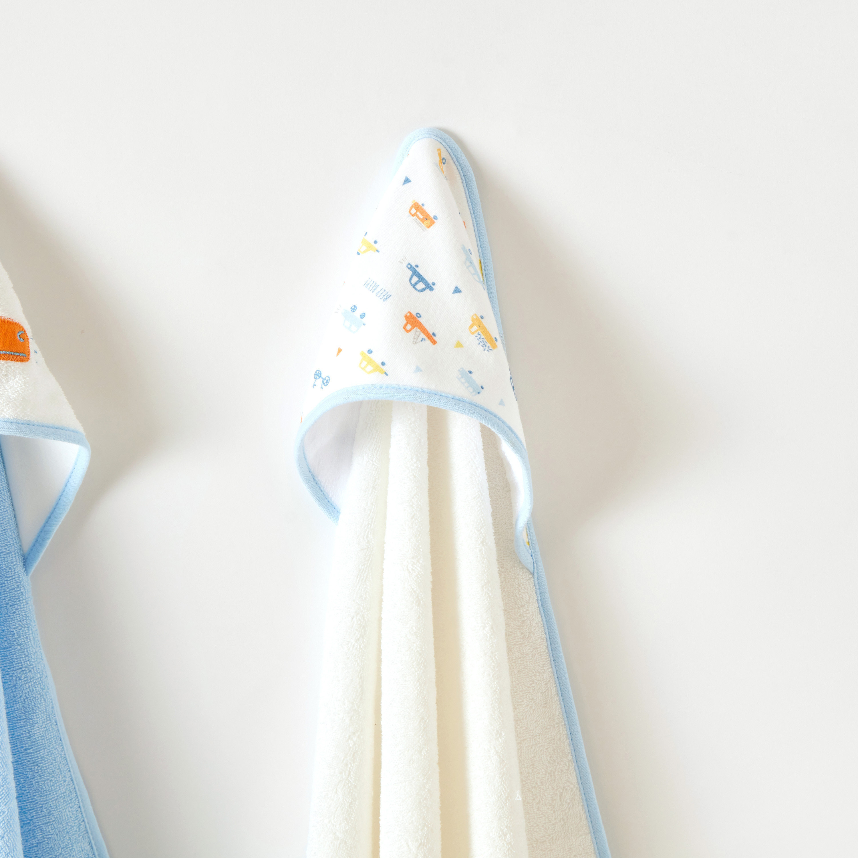 Juniors 2-Piece Hooded Towel Set - 75x75 cms-baby-bathandcare-towels-image-3