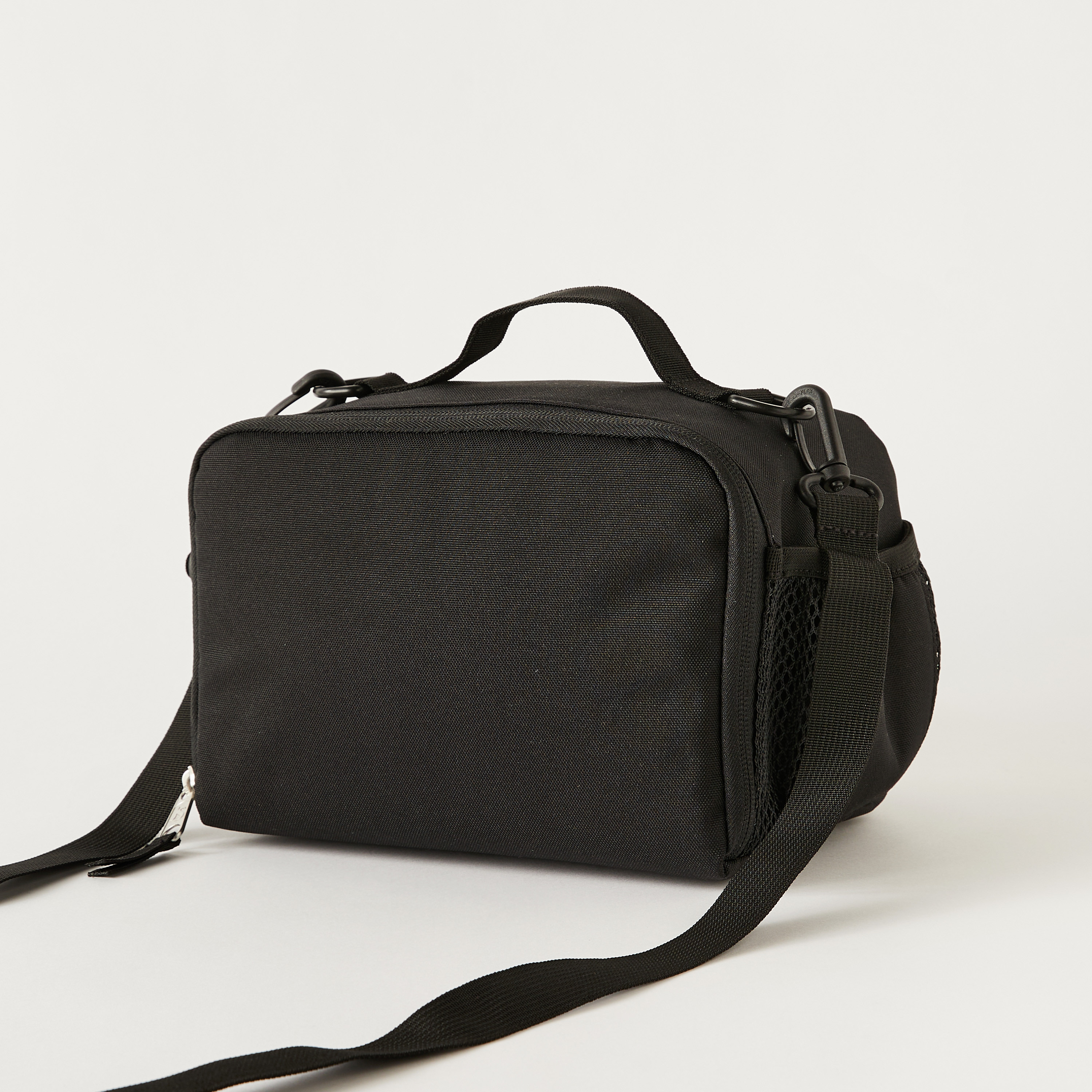 Jansport Solid Lunch Bag with Detachable Strap and Zip Closure - Lifetime Warranty-school-lunchessentials-lunchbags-image-4