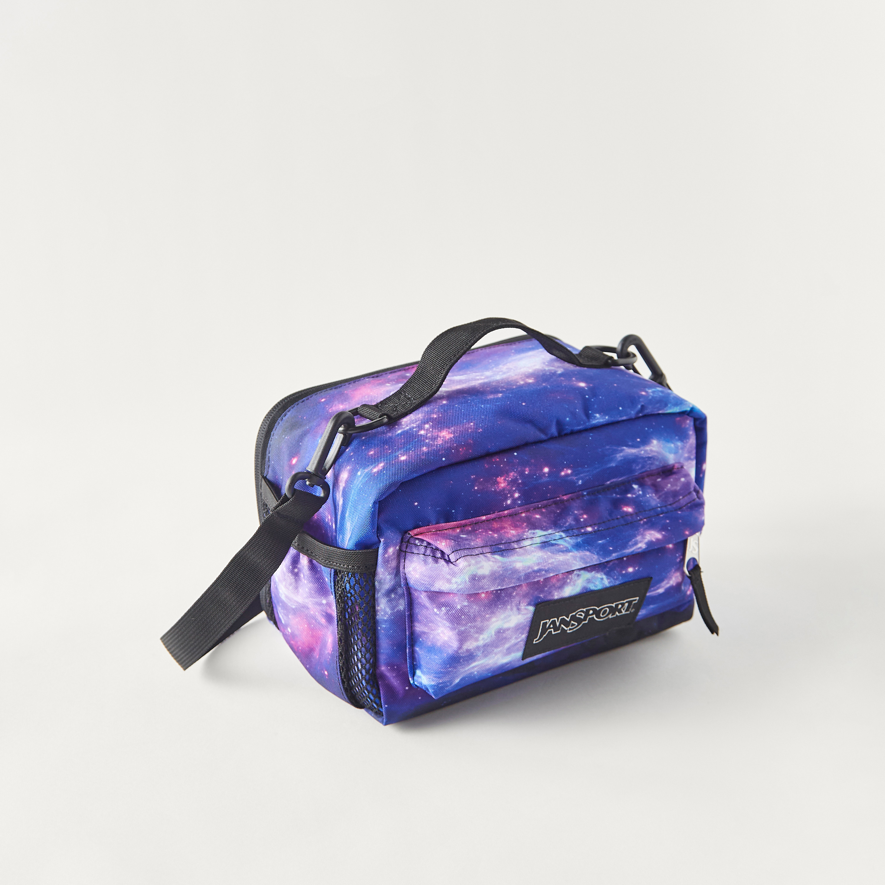 Jansport Printed Lunch Bag with Detachable Strap and Zip Closure-school-lunchessentials-lunchbags-image-2