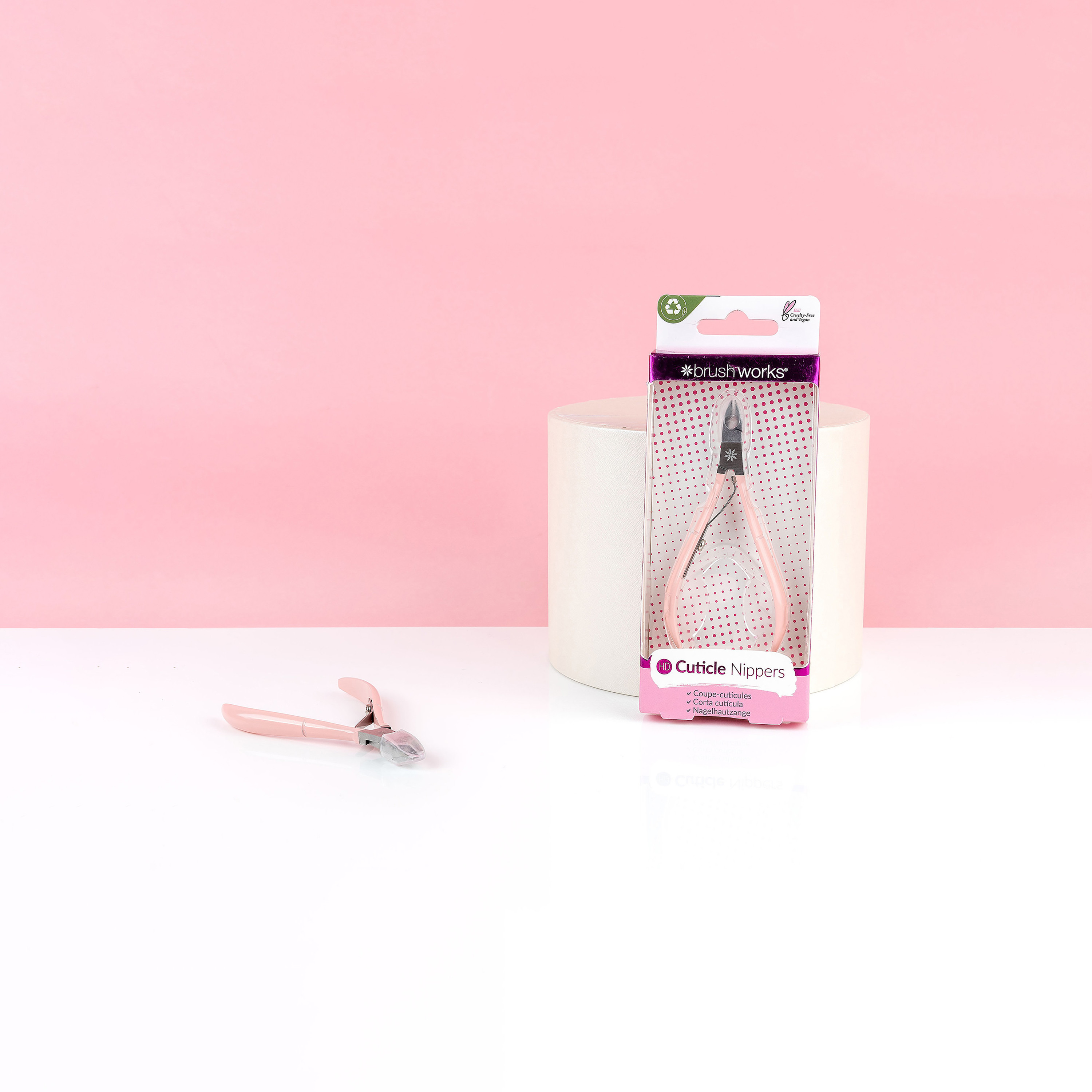 Brushworks Cuticle Nippers-beautyandpersonalcare-makeup-nails-nailtools-image-2