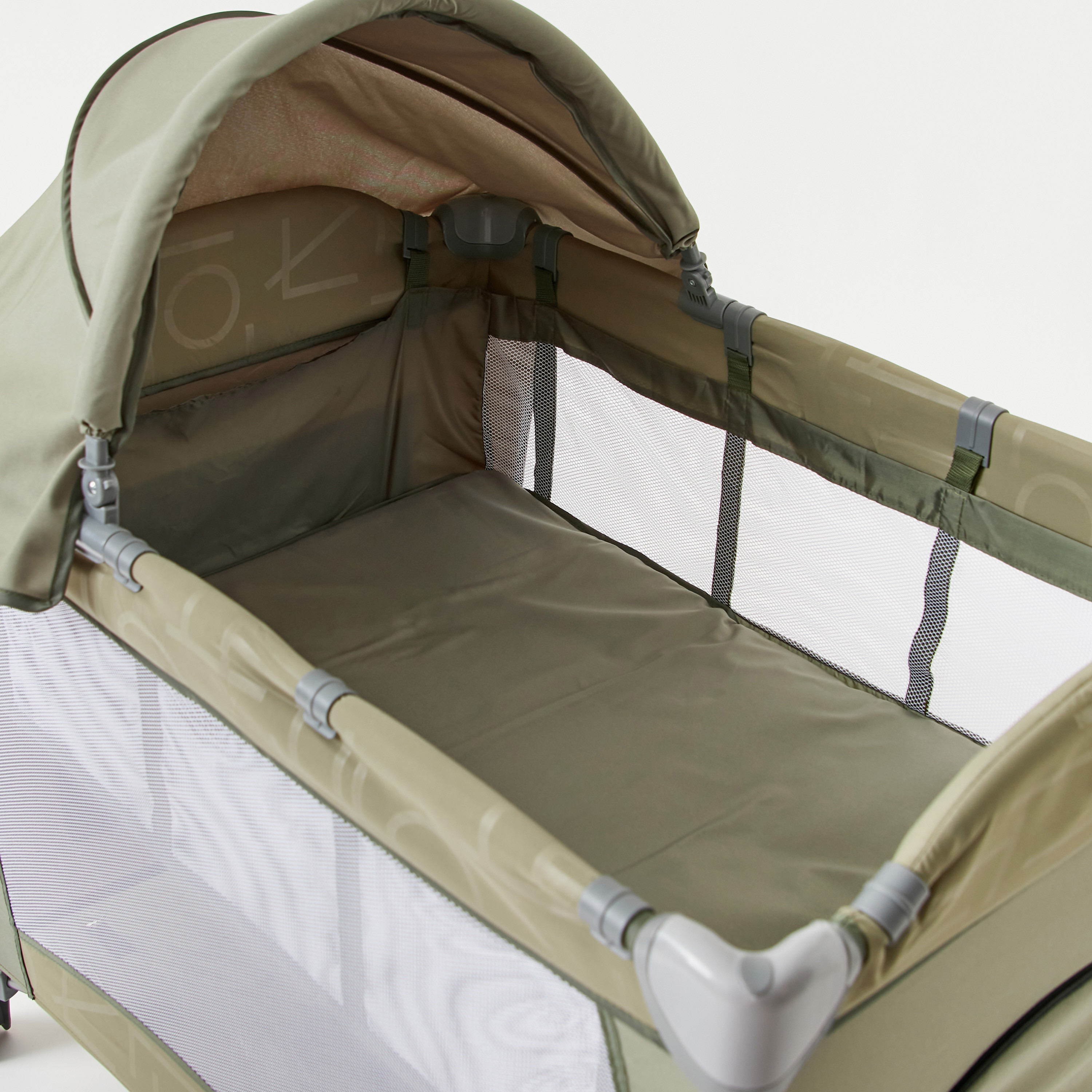 Juniors Devon Travel Cot-baby-nursery-furniture-cribsandbeds-travelcots-image-4