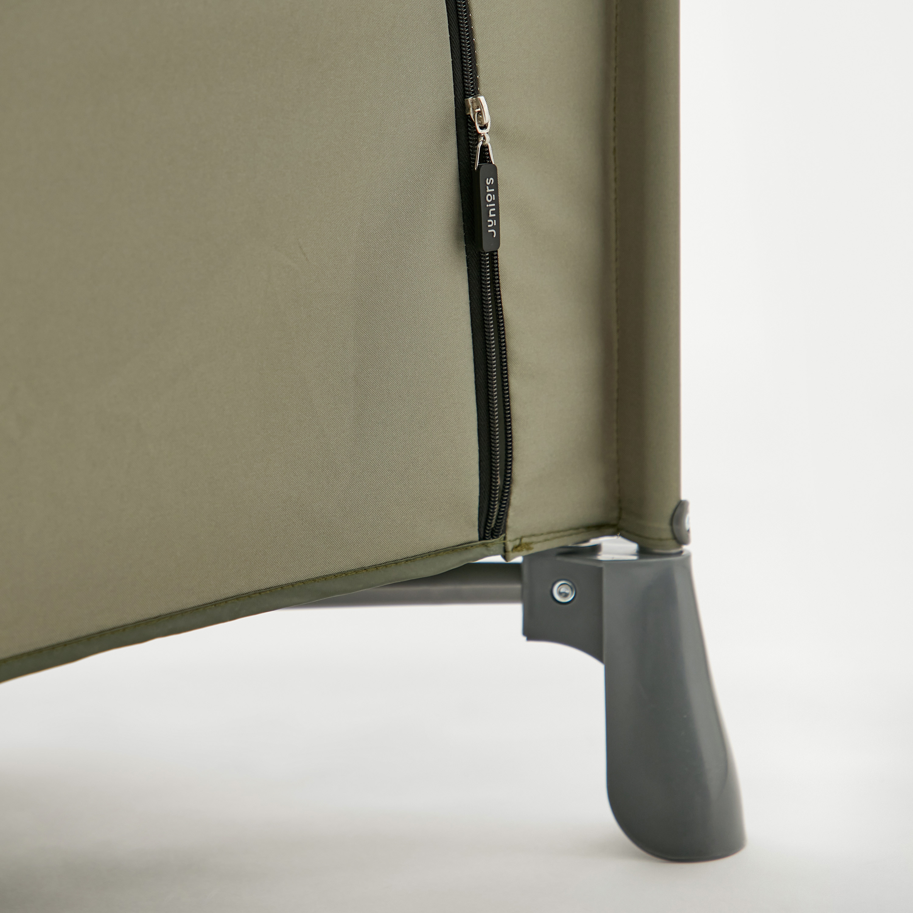 Juniors Devon Travel Cot-baby-nursery-furniture-cribsandbeds-travelcots-image-7