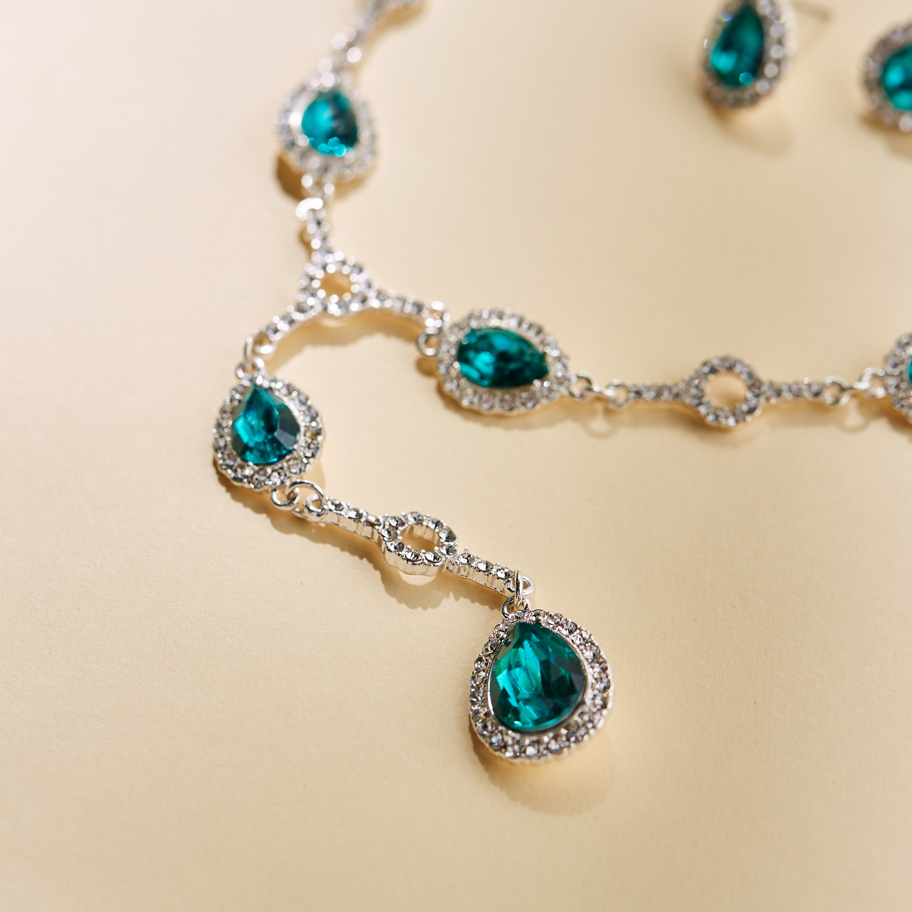 Buy Embellished Necklace and Stud Earring Set Online | Centrepoint Qatar