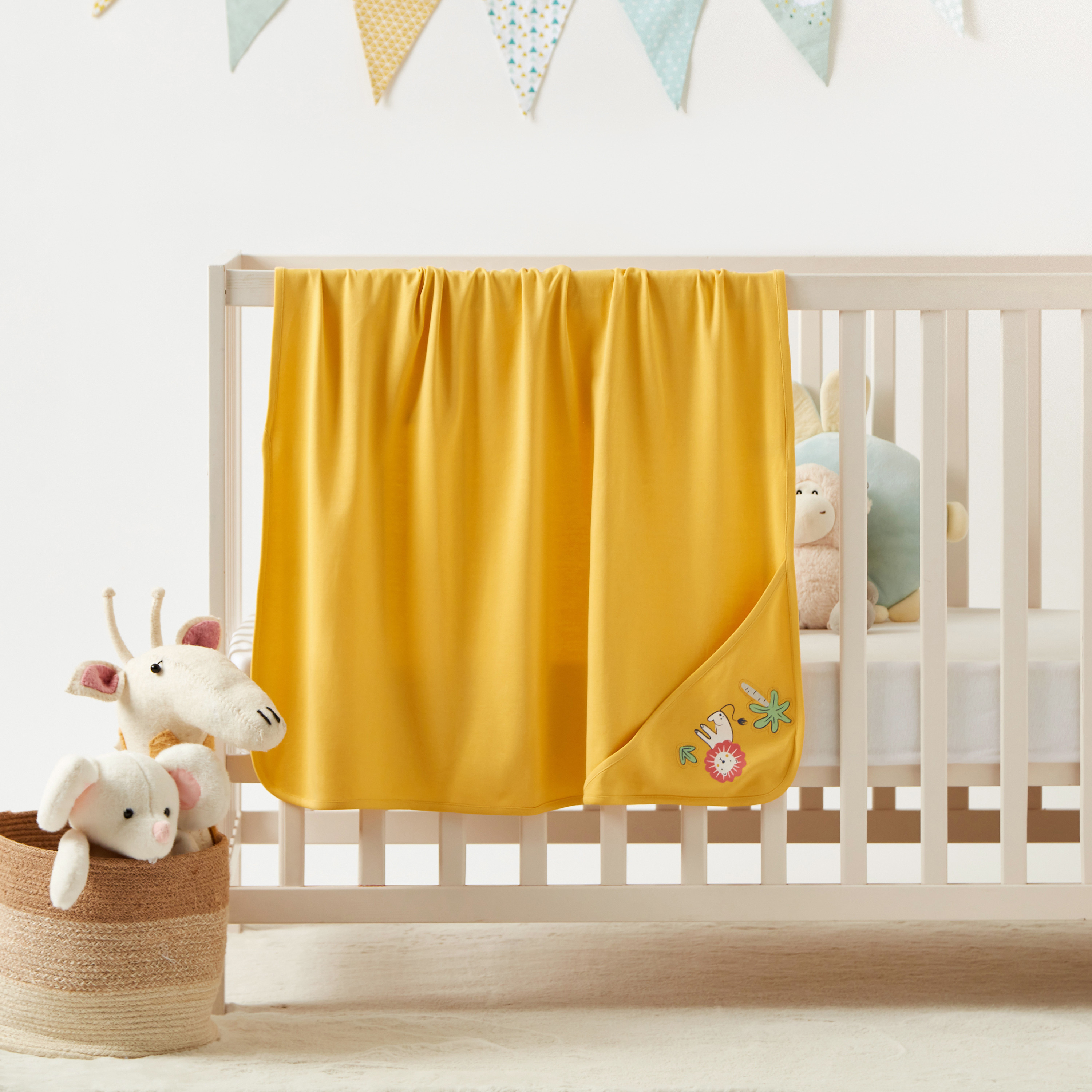 بطانية حديثي ولادة سادة بقبعة من جونيورز - 80x80 سم-baby-nursery-blanketsandswaddles-receivingblankets-image-1