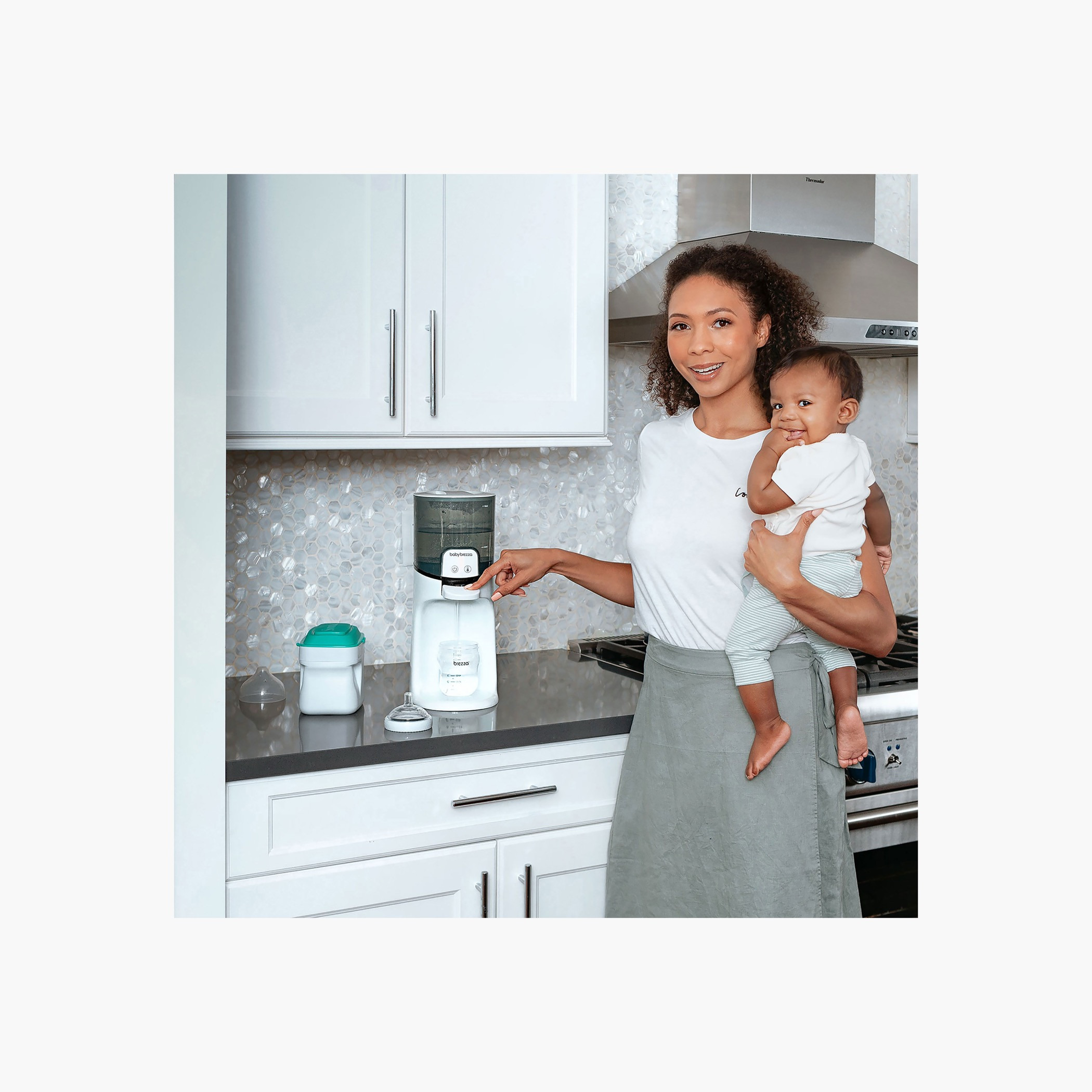 سخّان فوري من بيبي بريزا-baby-feeding-sterilizersandwarmers-image-2