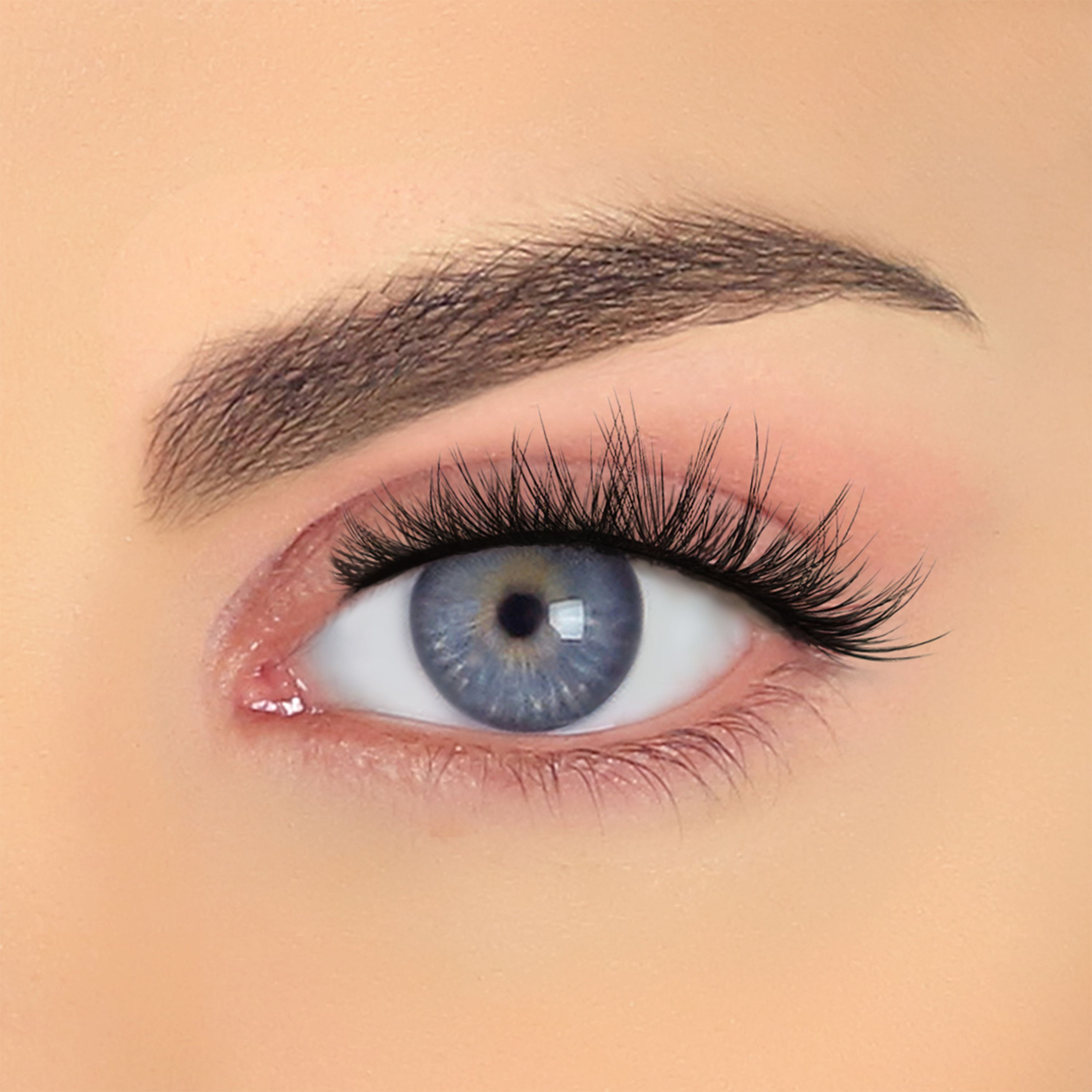 Pinky Goat Gisela Pre-Glued and Reusable Lashes-beautyandpersonalcare-makeup-eyes-falselashes-image-2
