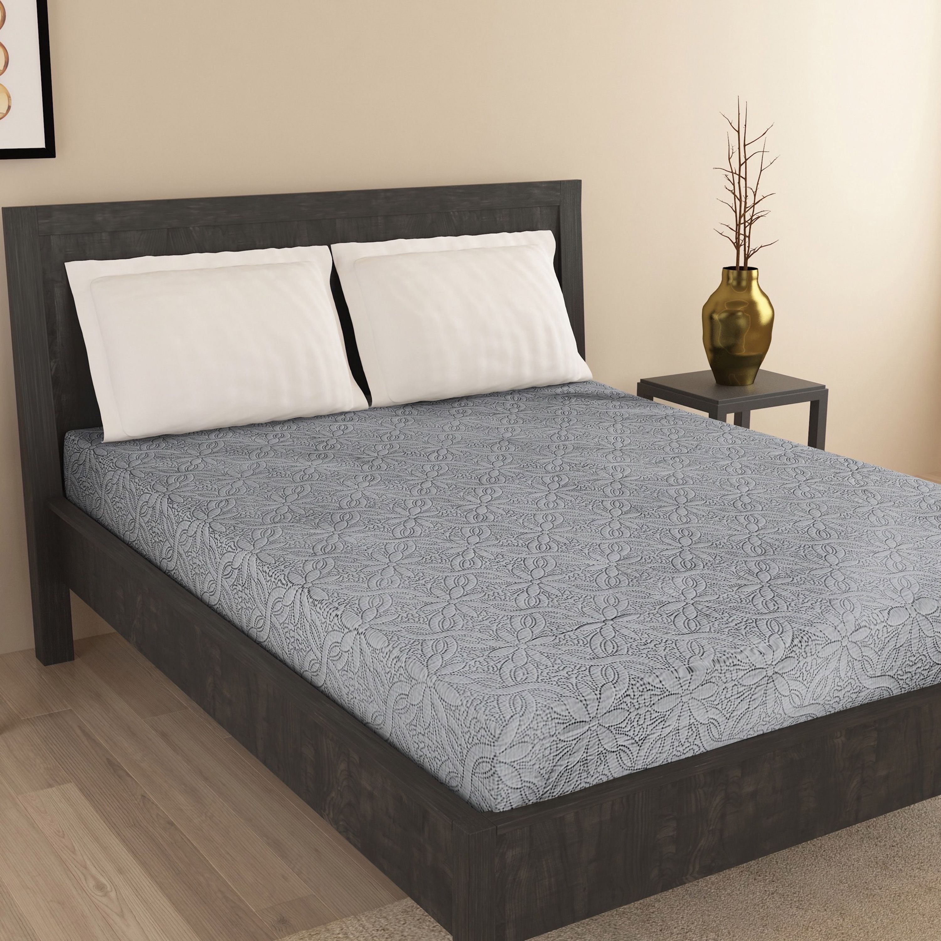 شرشف سرير كينج بتطريز أزهار - 220x240 سم-household-bedding-comfortersandbedspreads-bedspreads-image-3