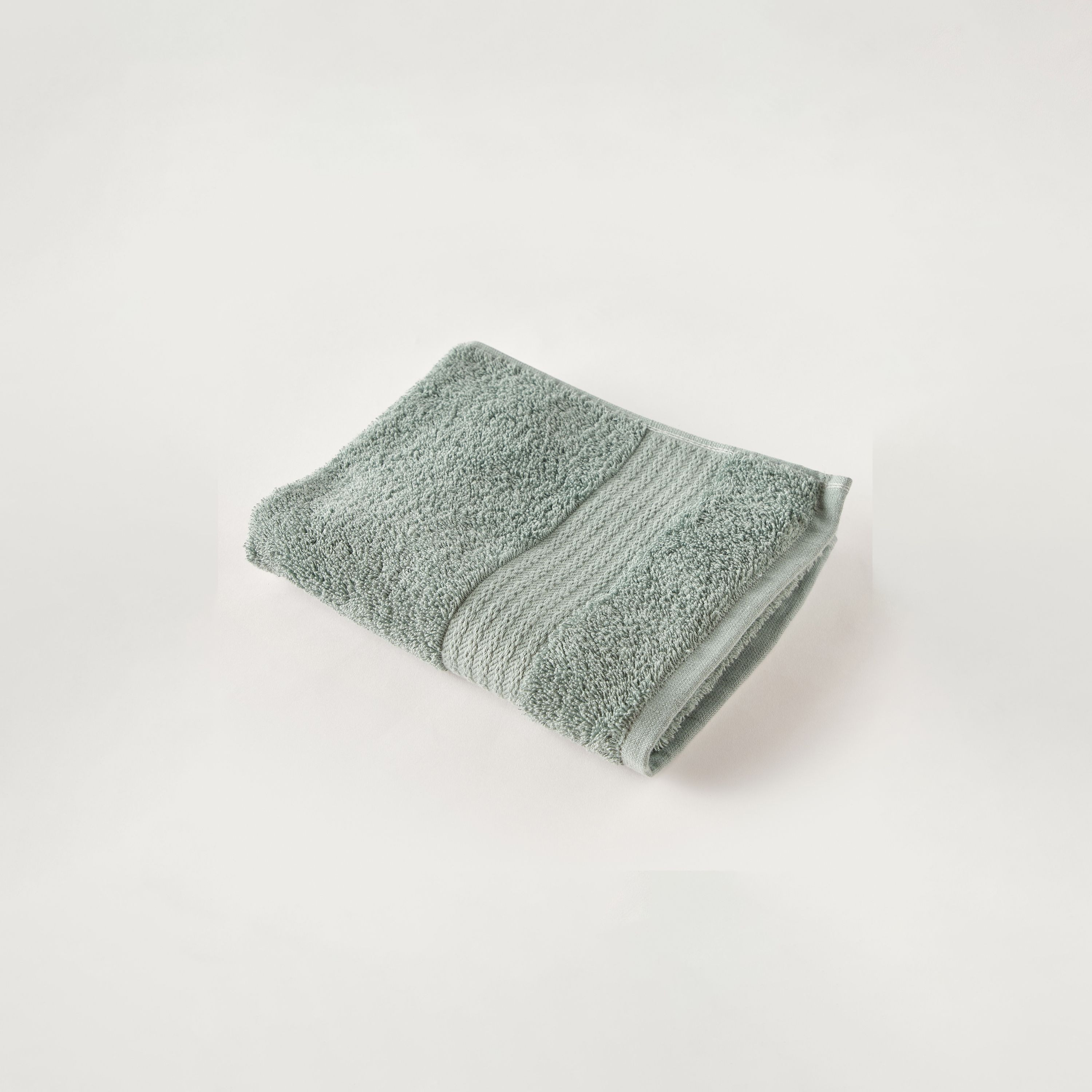 Solid Hand Towel - 70x40 cms-household-bathandlaundry-bathlinen-towels-image-2