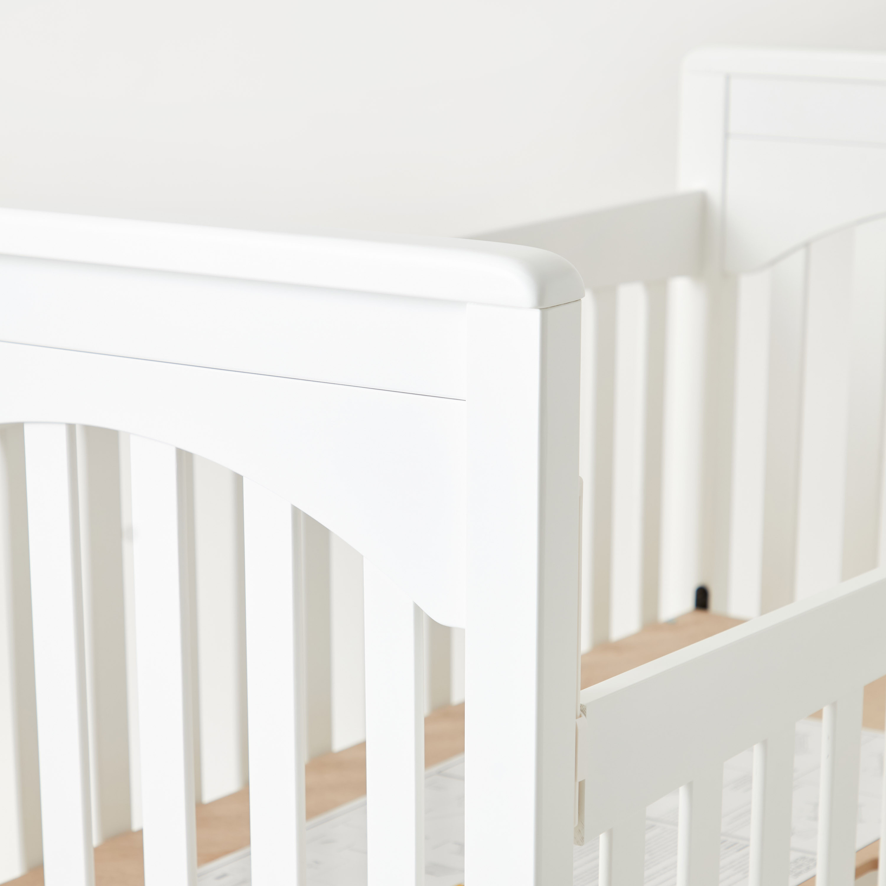 Juniors Arya Crib with Adjustable Height and Side Rails (Up to 3 years)-baby-nursery-furniture-cribsandbeds-babycribs-image-11