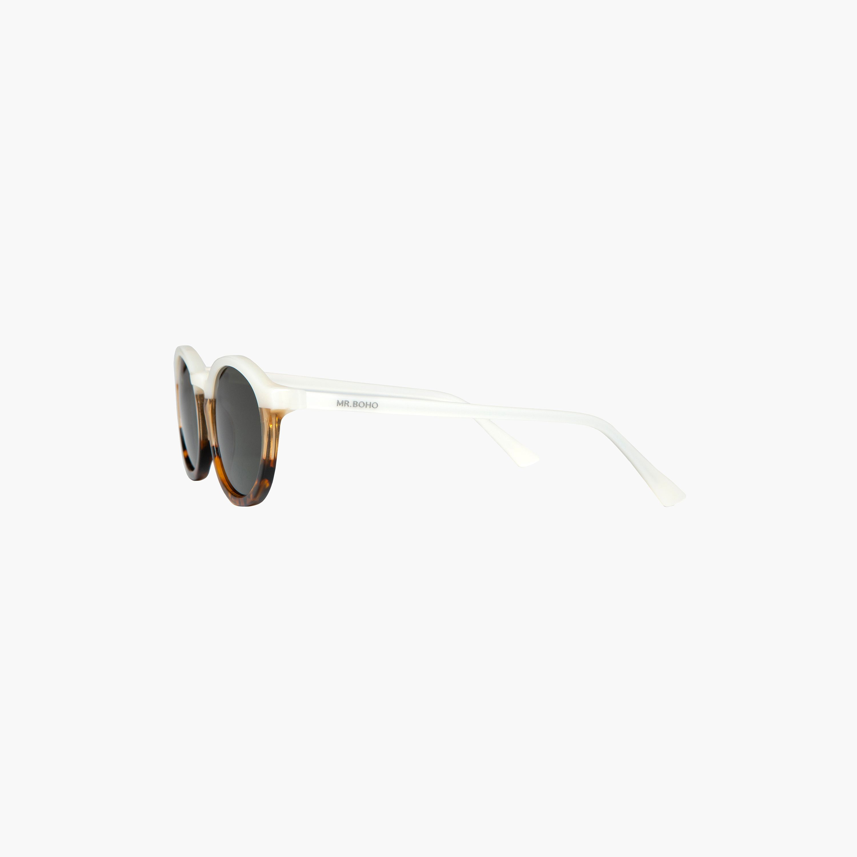 نظارة شمسية بإطار بيضاوي وطبعات مع وسادات أنف من مستر بوهو-women-sunglasses-image-2