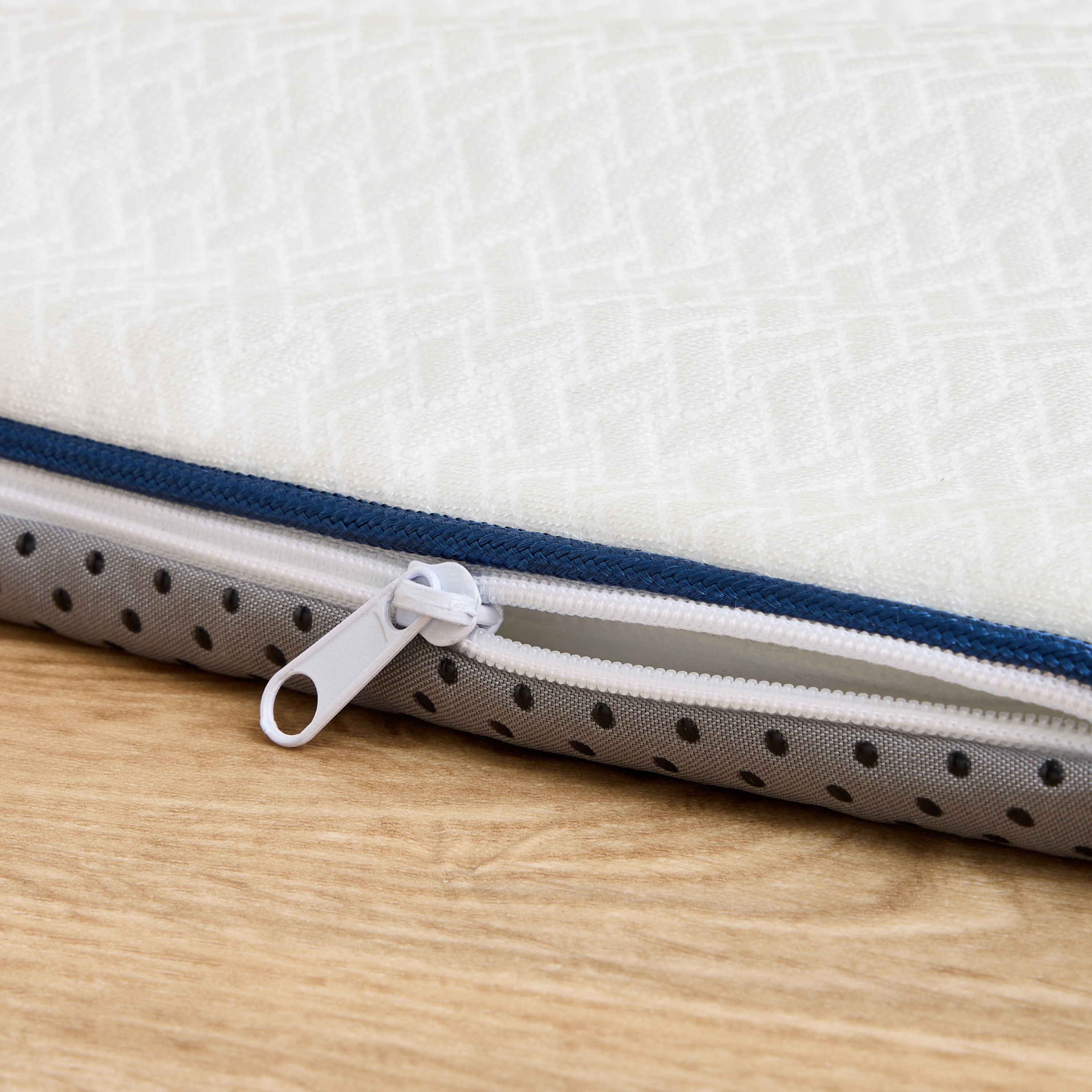 Kit for Kids Waterproof Foam Mattress Topper - 133x70 cms-baby-nursery-mattresses-image-4