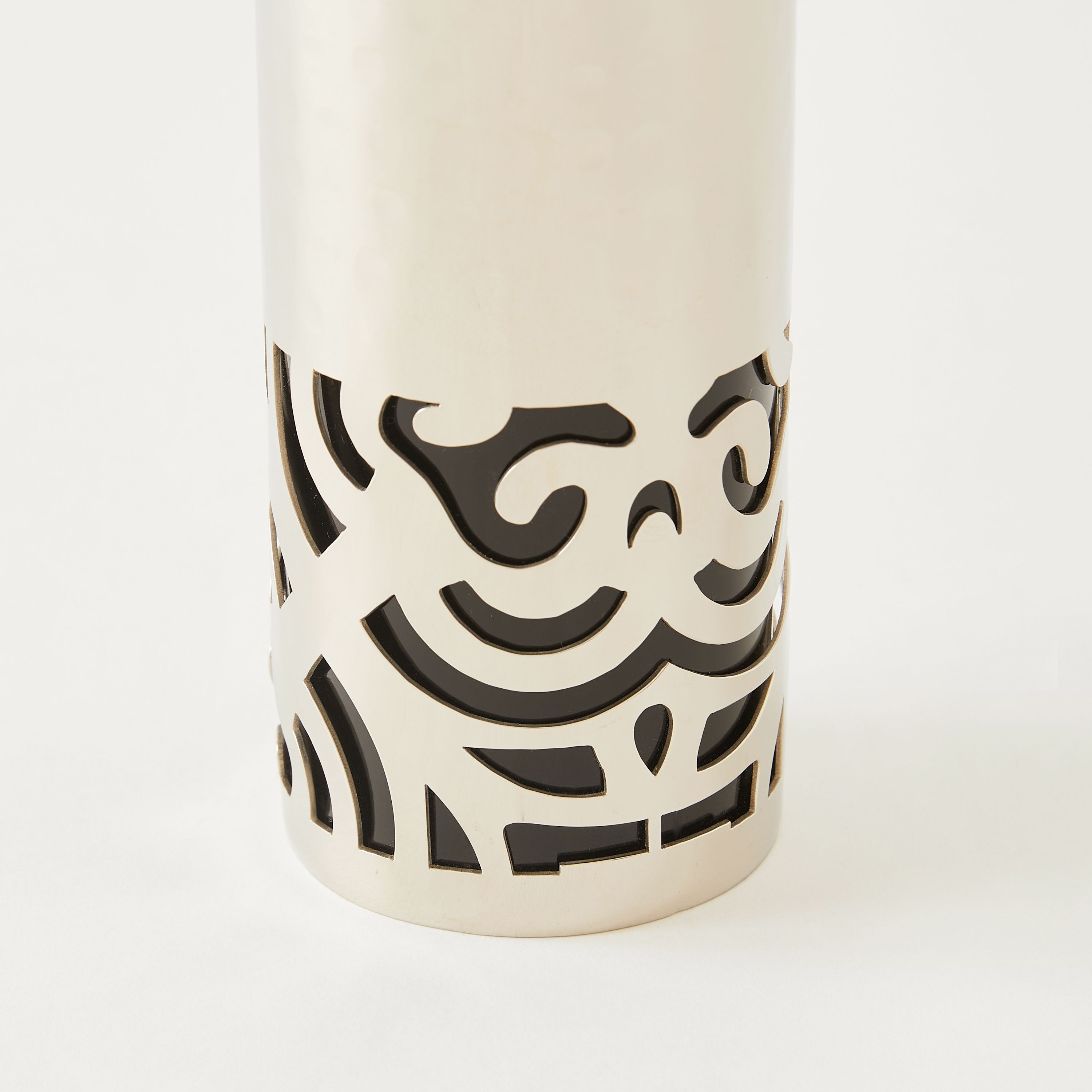 موزع صابون سائل بتفاصيل مفرغة-household-bathandlaundry-bathaccessories-soapdishesanddispensers-image-4