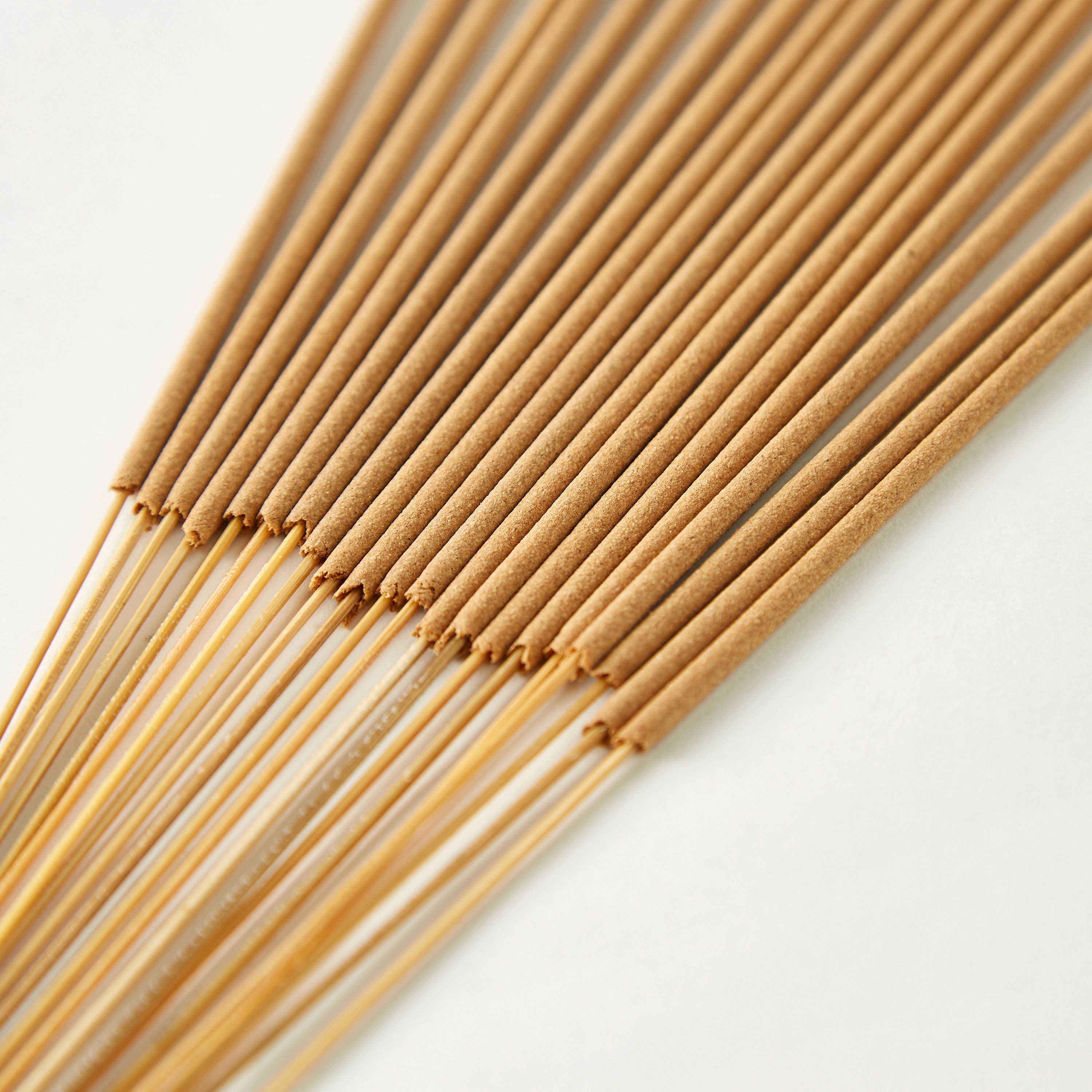 Esteban 20-Piece Iris Cachemire Bamboo Incense Stick Set-household-homefragrance-potpourri-image-3