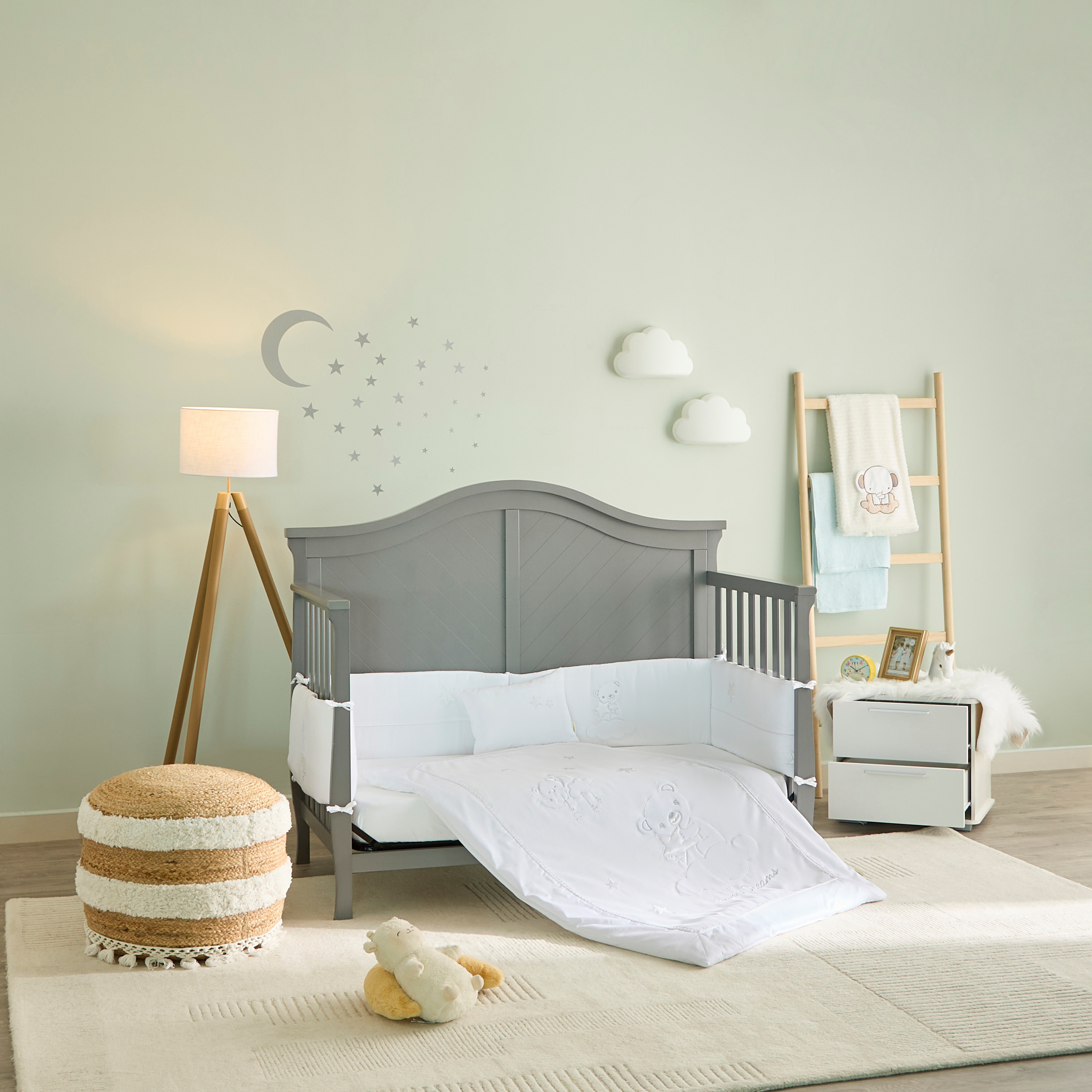 Juniors Solid Piper Crib with Convertible Design and Adjustable Height (Up to 5 years)-baby-nursery-furniture-cribsandbeds-babycribs-image-12