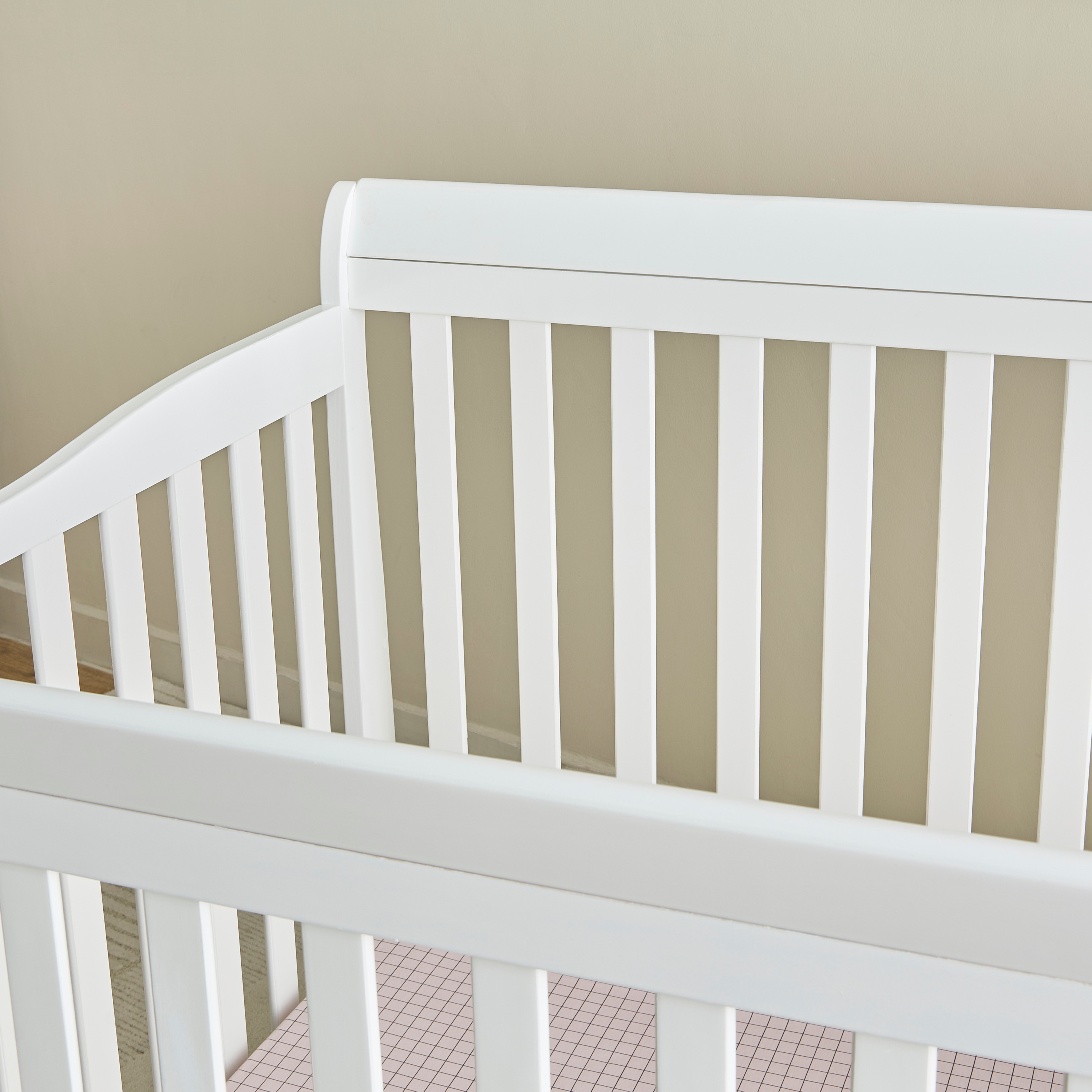 Juniors Solid Hudson Crib with Convertible Design and Adjustable Height (Up to 5 years)-baby-nursery-furniture-cribsandbeds-babycribs-image-9