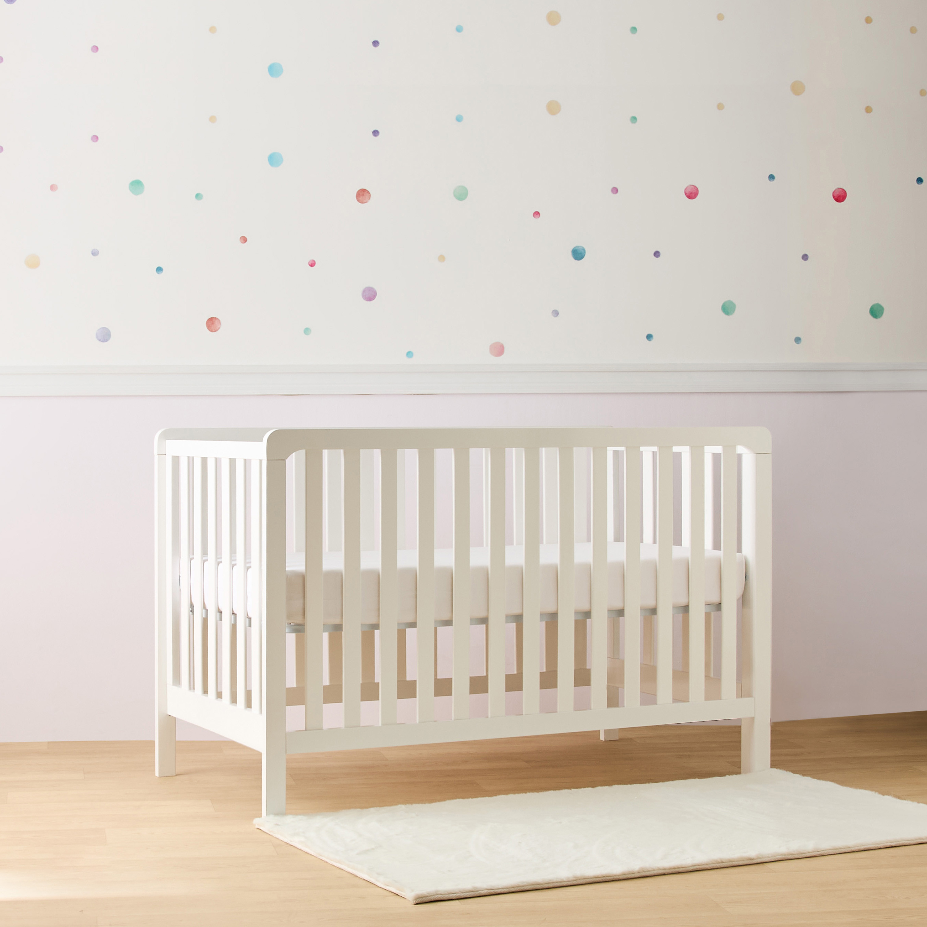 سرير أطفال سوليد مابل من جونيورز-baby-nursery-furniture-cribsandbeds-babycribs-image-7