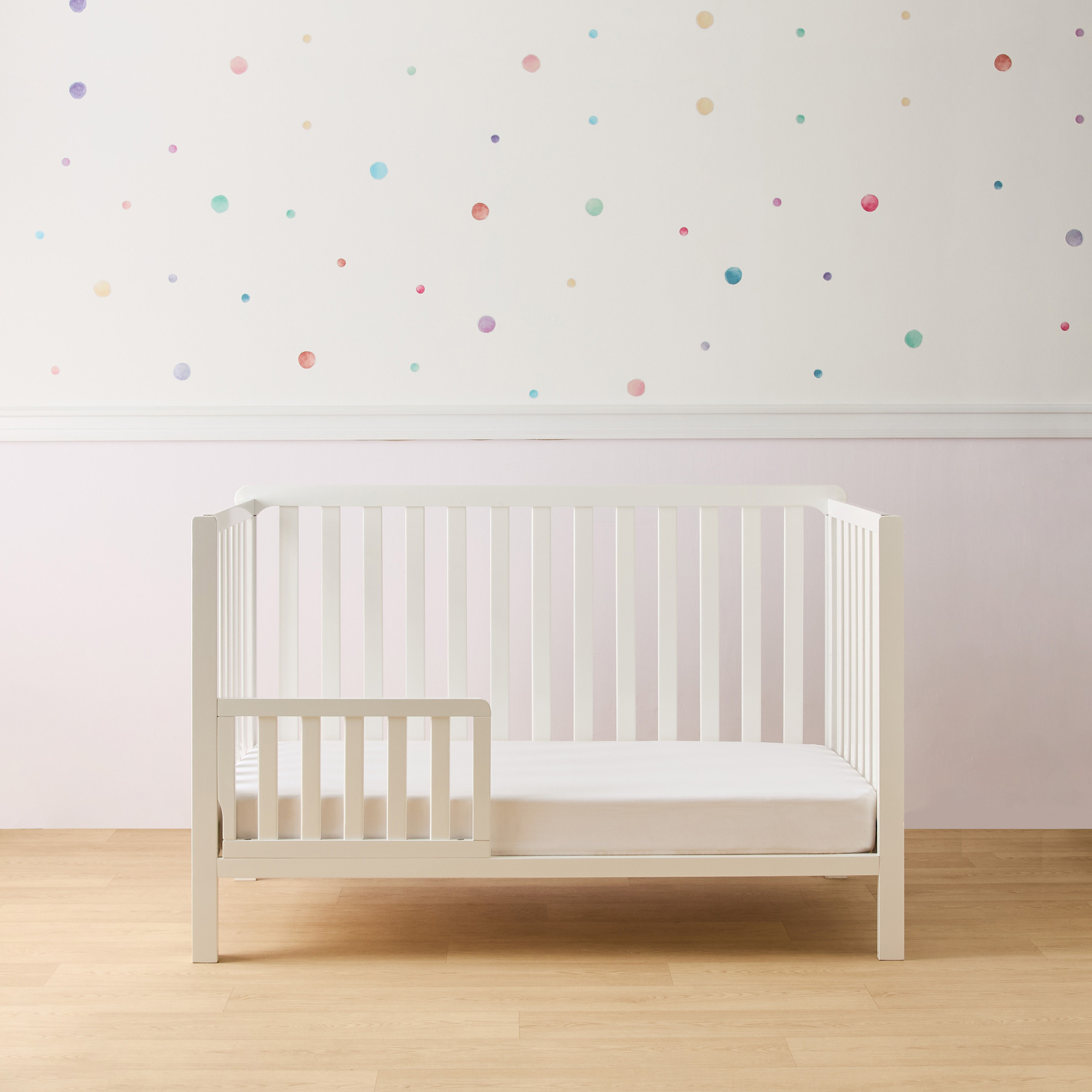 سرير أطفال سوليد مابل من جونيورز-baby-nursery-furniture-cribsandbeds-babycribs-image-5