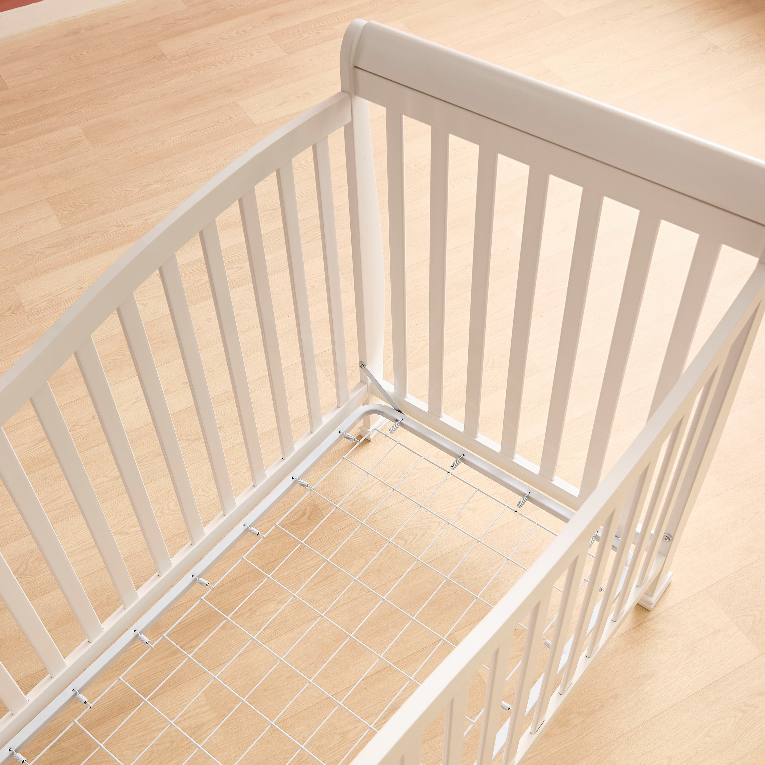 Juniors Diana Solid Crib with Adjustable Height (Up to 5 years)-baby-nursery-furniture-cribsandbeds-babycribs-image-12