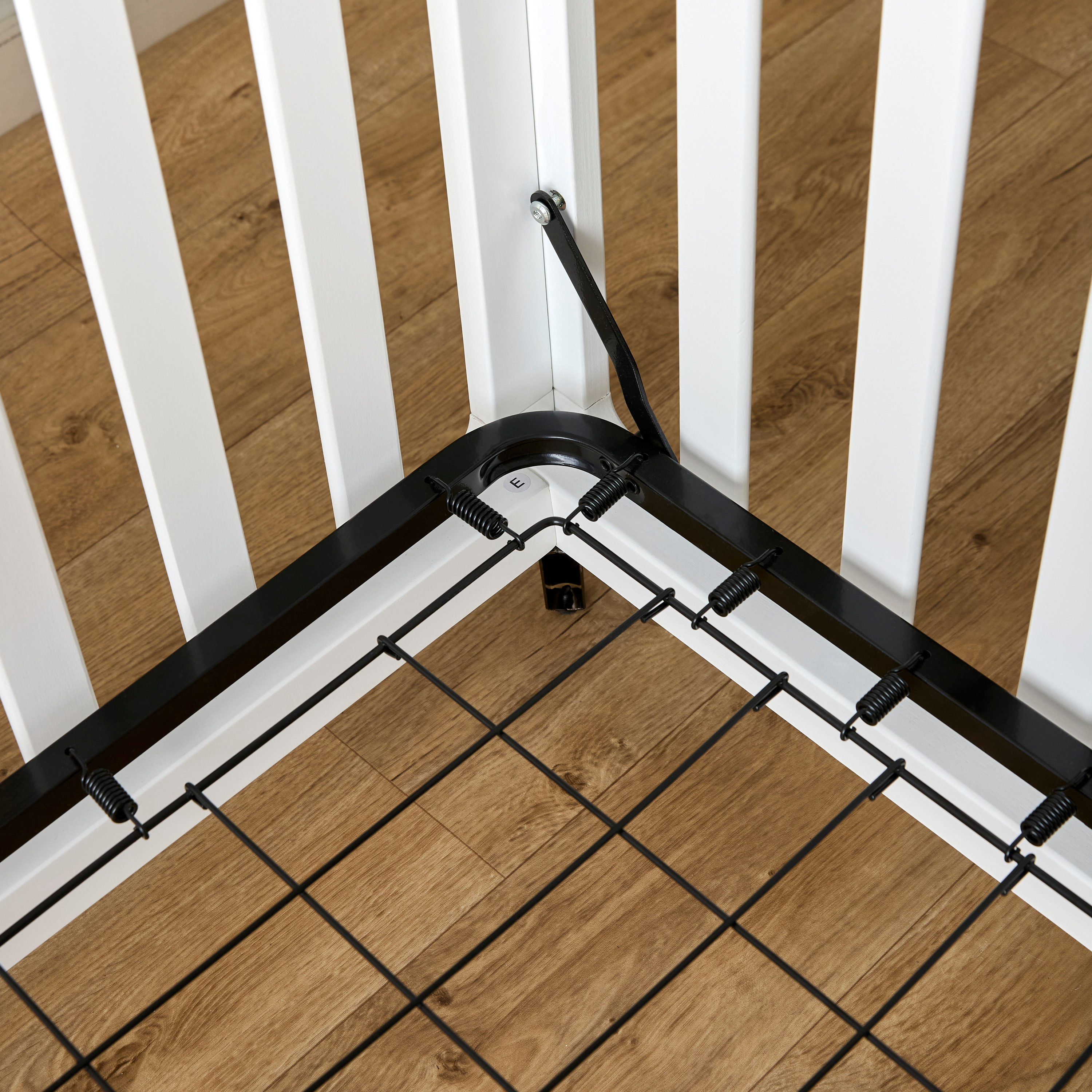 Juniors Austin Crib with Convertible Design and Adjustable Height (Up to 5 years)-baby-nursery-furniture-cribsandbeds-babycribs-image-9