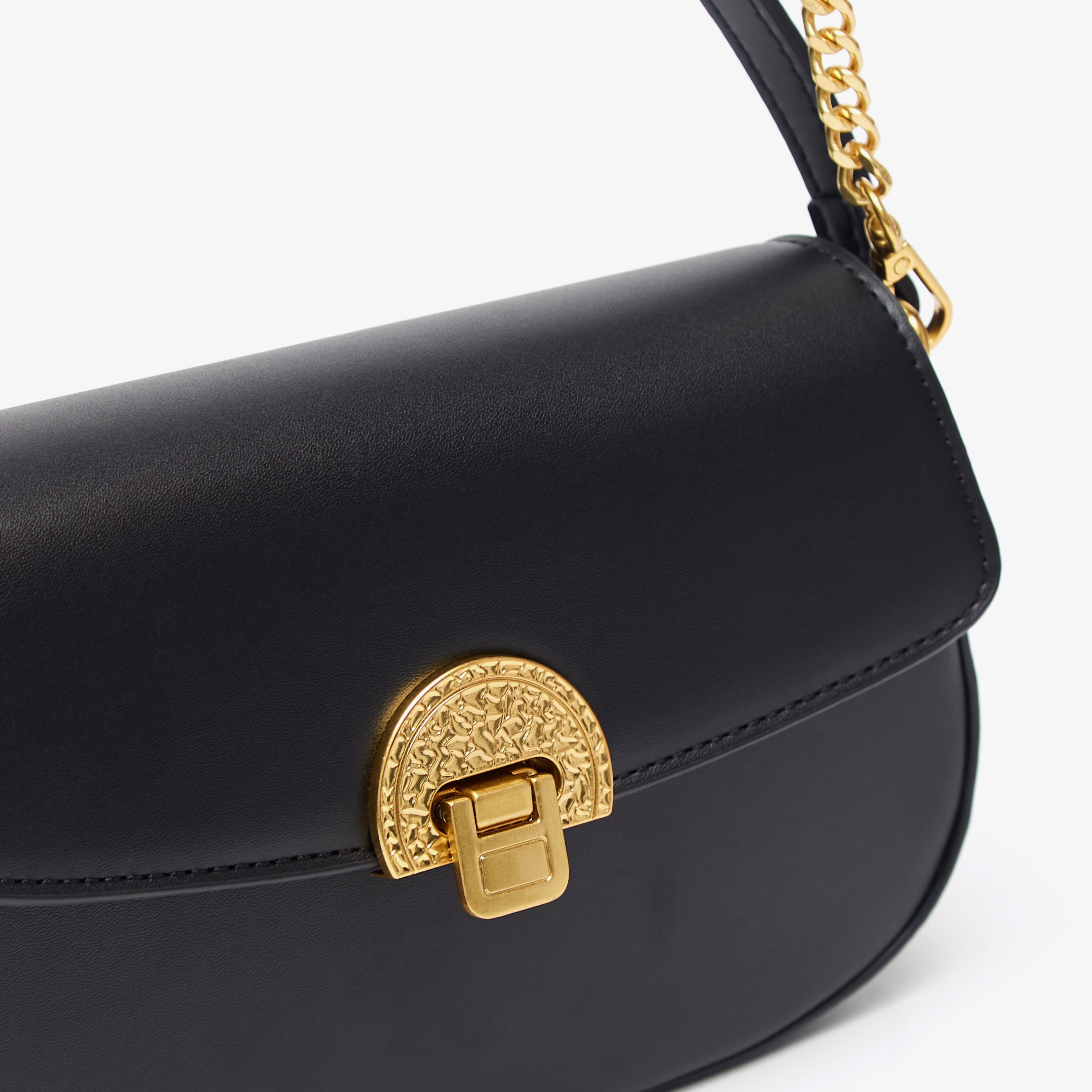 شنطة كروس بودي سادة بحزام سلسلة من سيليست-women-bagsandwallets-handbags-image-5