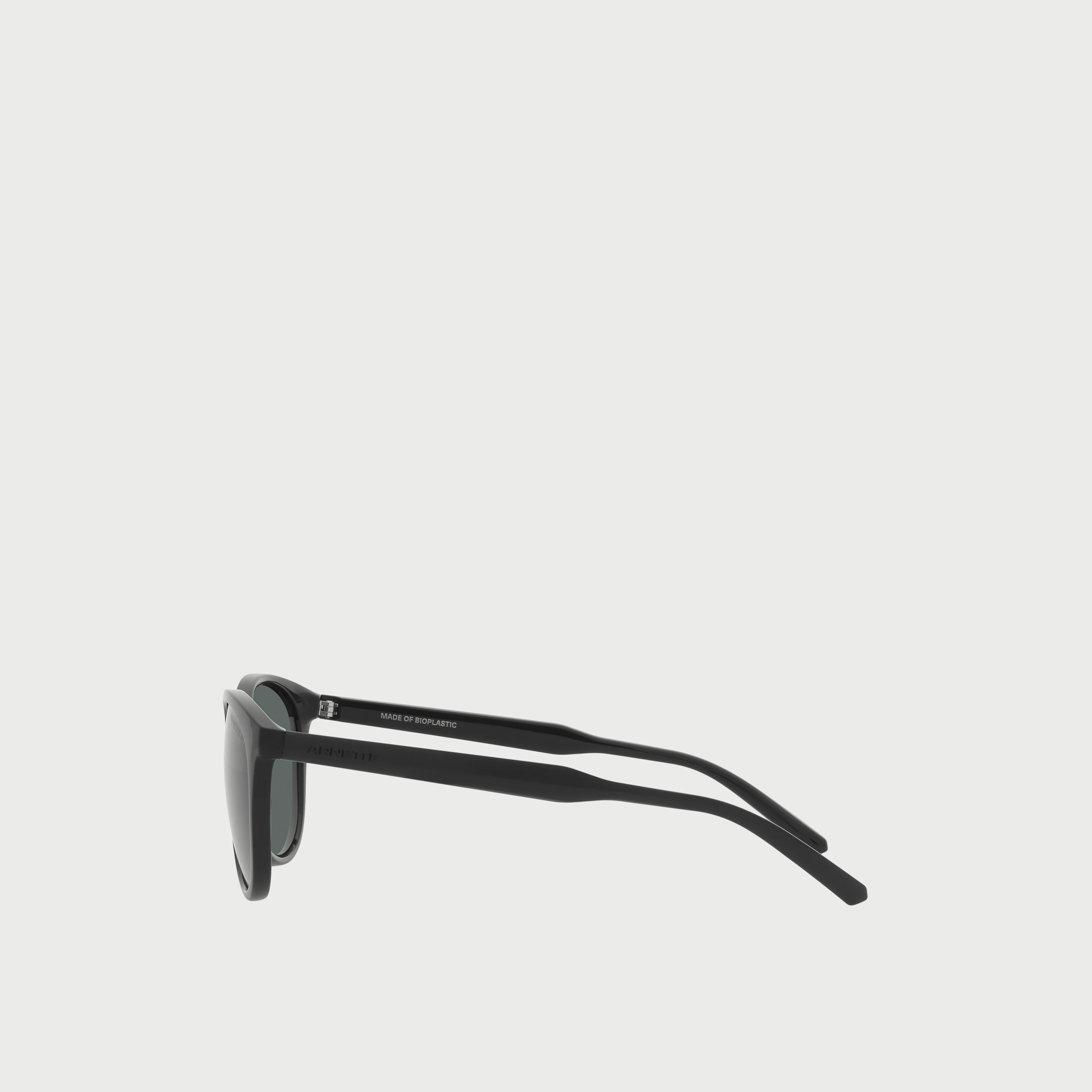 نظارة شمسية بيضاوية بعدسات مستقطبة باللون الرمادي من ارنيت-men-sunglasses-image-4