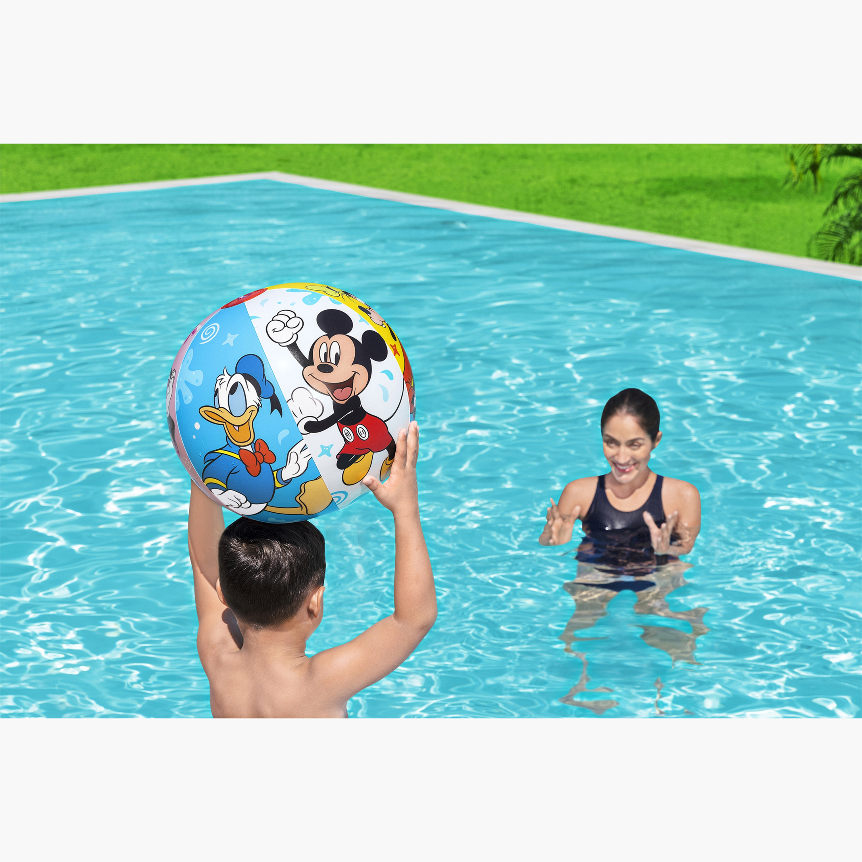 كرة شاطئ بطبعات ميكي ماوس من بيست واي- 20 بوصة-toys-outdoor-sports-image-4