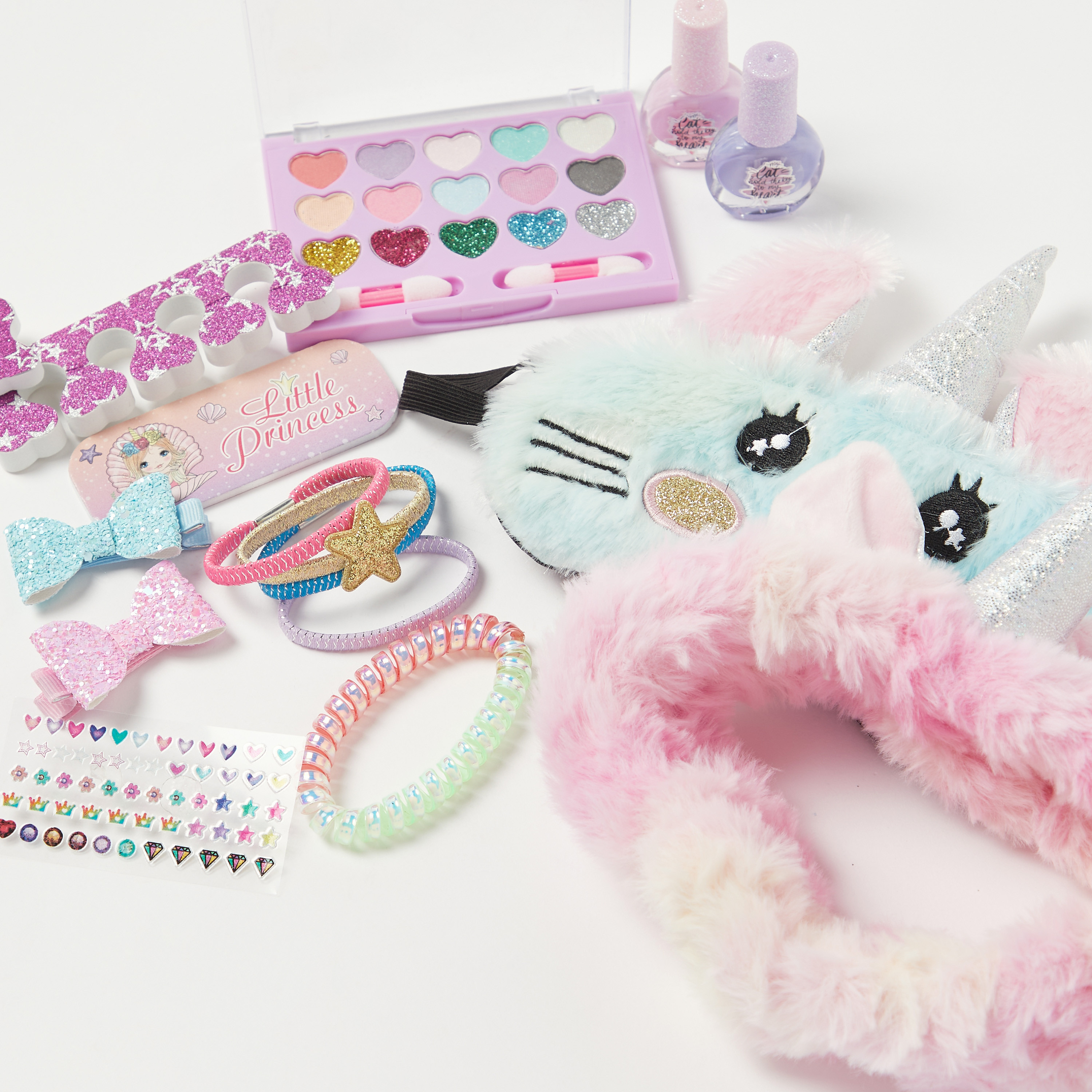 Charmz Extraordinary Beauty Playset-toys-roleplay-makeupandcosmeticsets-image-5