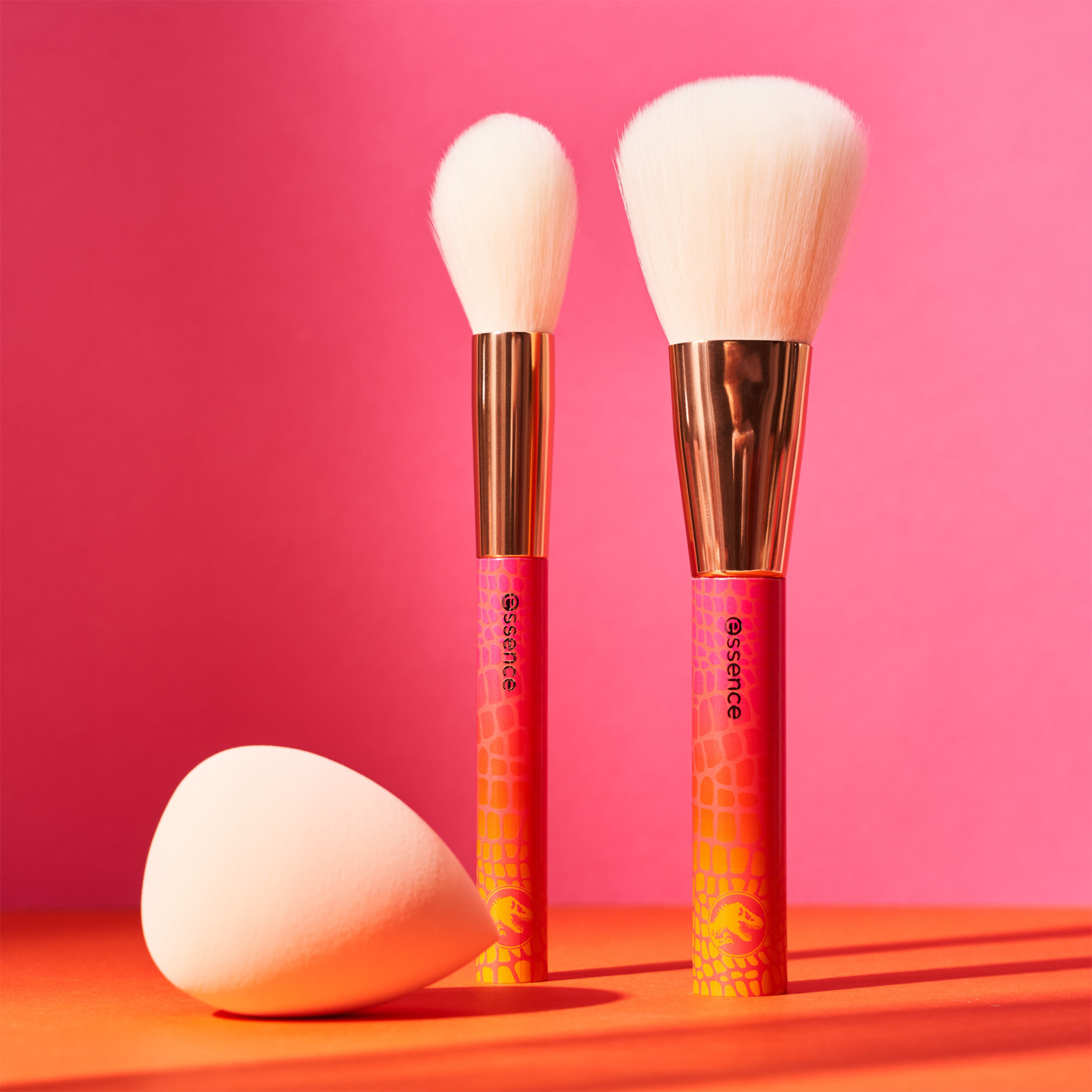 Essence Jurassic World Powder Brush-beautyandpersonalcare-makeup-brushesandaccessories-brushes-image-2