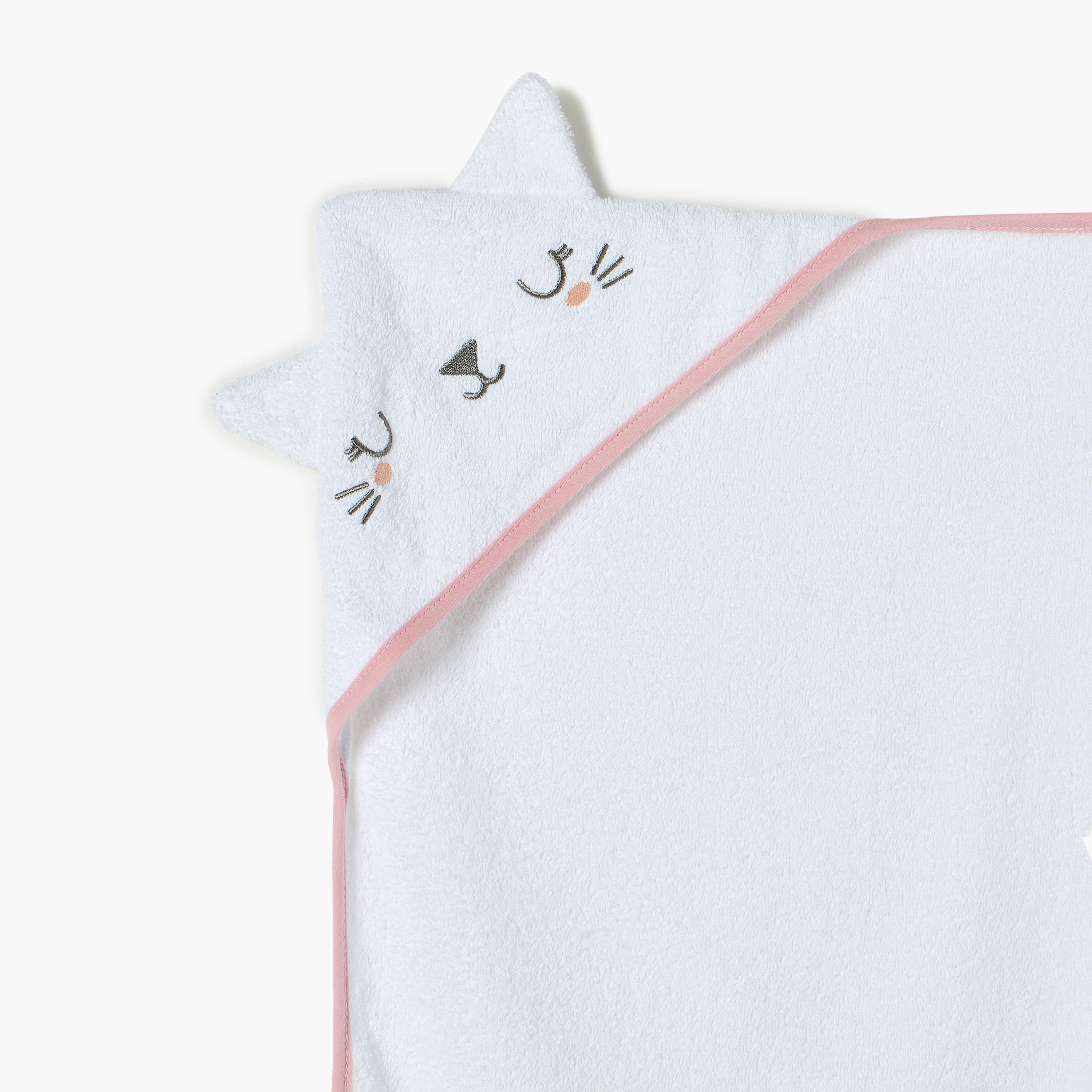 منشفة بقبعة وتطريز كيتي من جونيورز - 76x76 سم-baby-bathandcare-towels-image-4