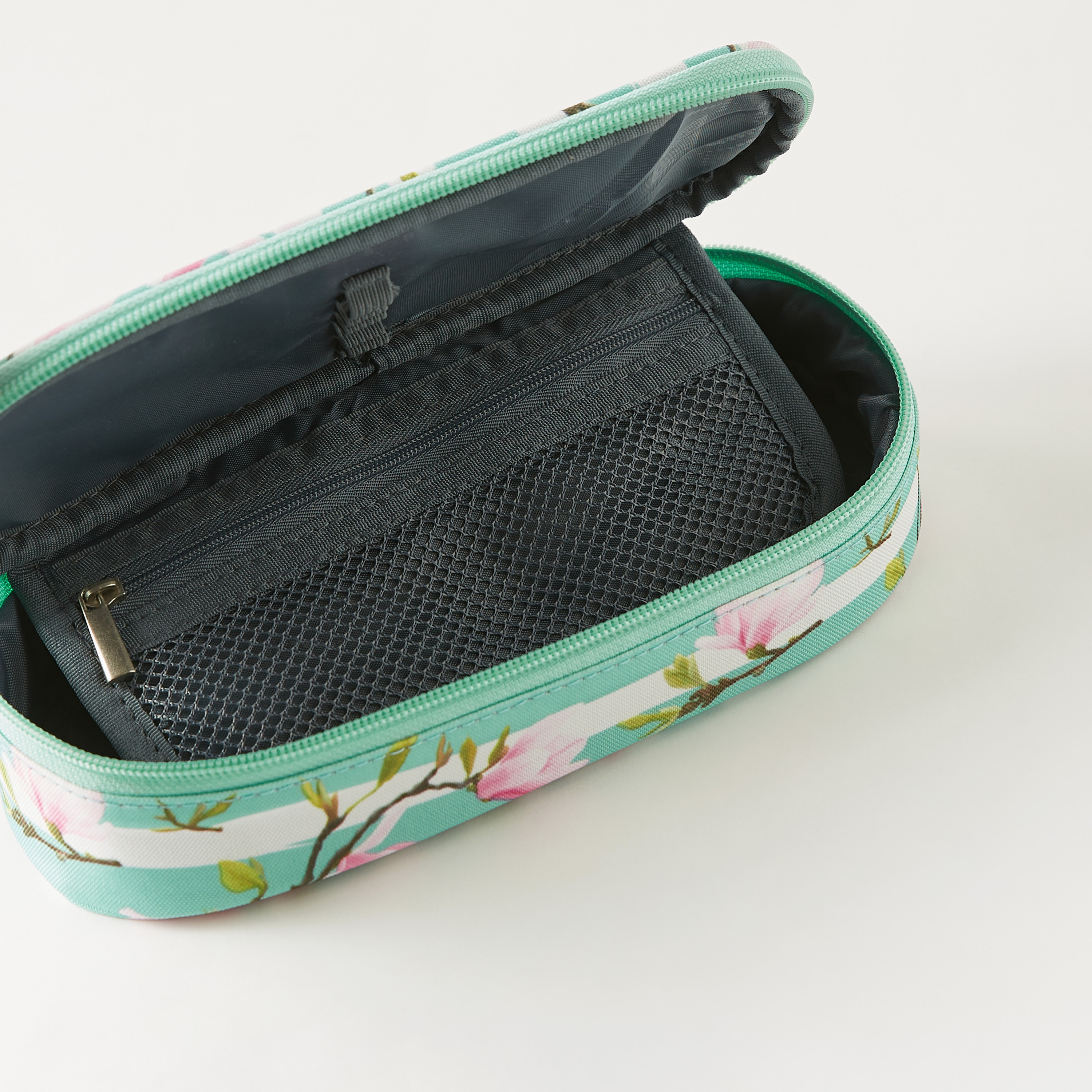 مقلمة بسحاب إغلاق وطبعات زهرية من سانت رايت-school-stationery-pencilcases-image-4