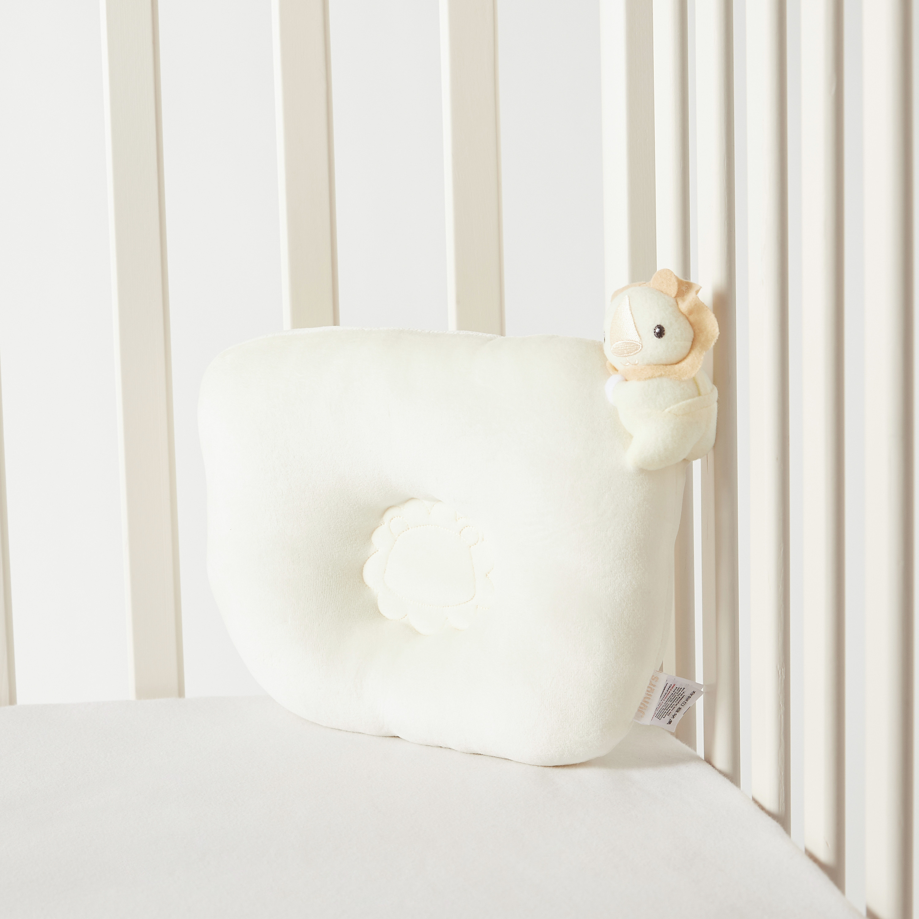 وسادة أسد من جونيورز-baby-nursery-babybedding-image-4